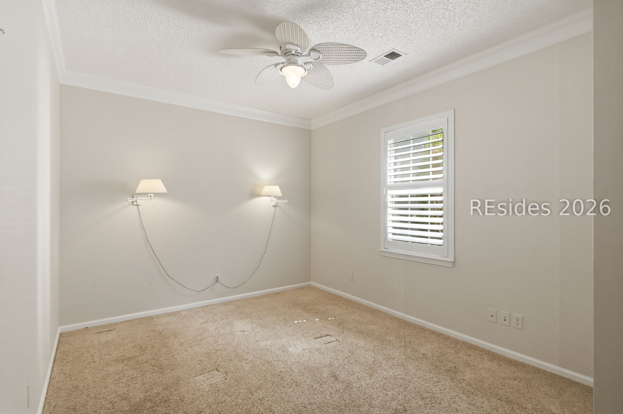 6 Larkspur Lane
