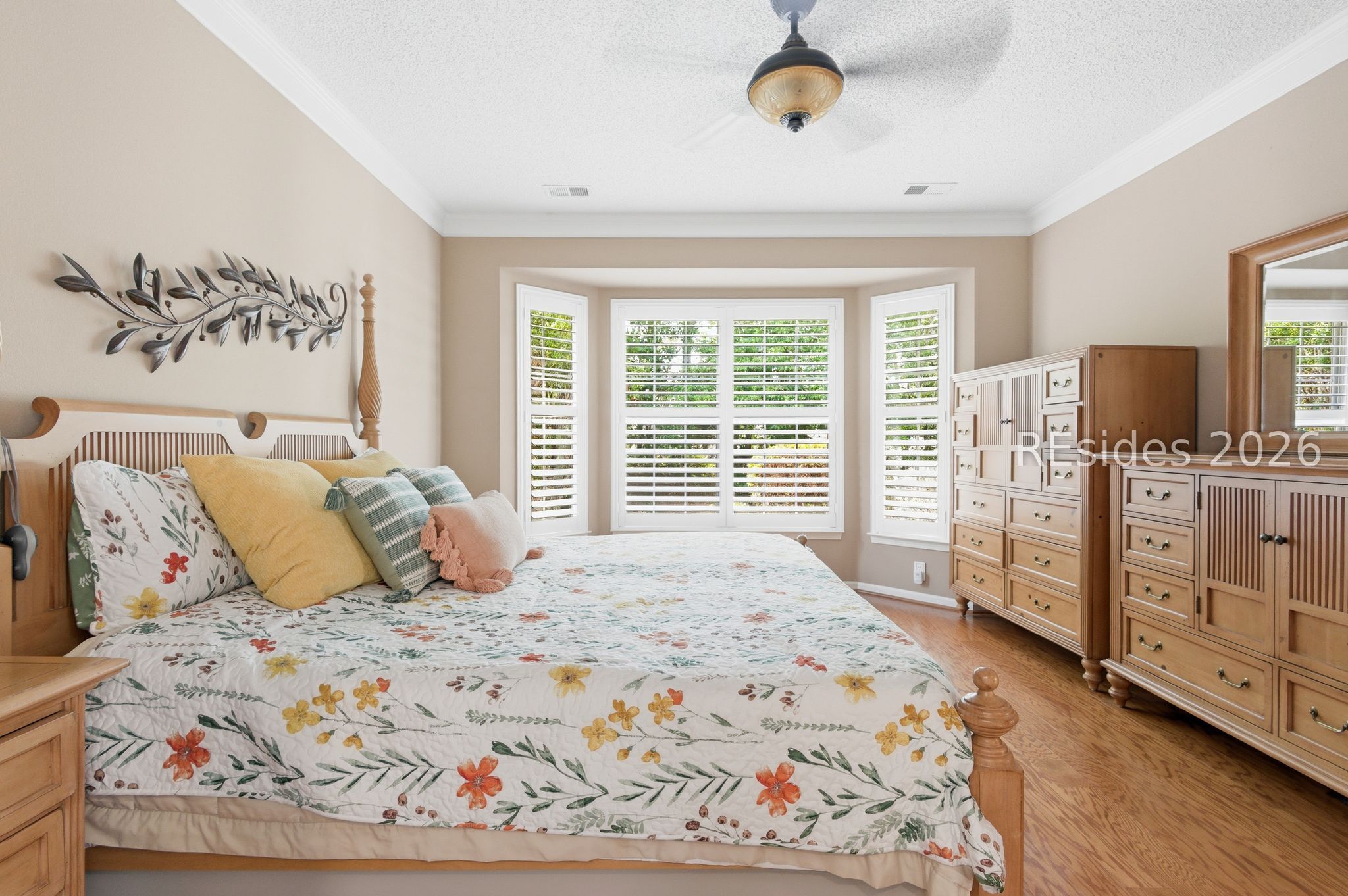 6 Larkspur Lane