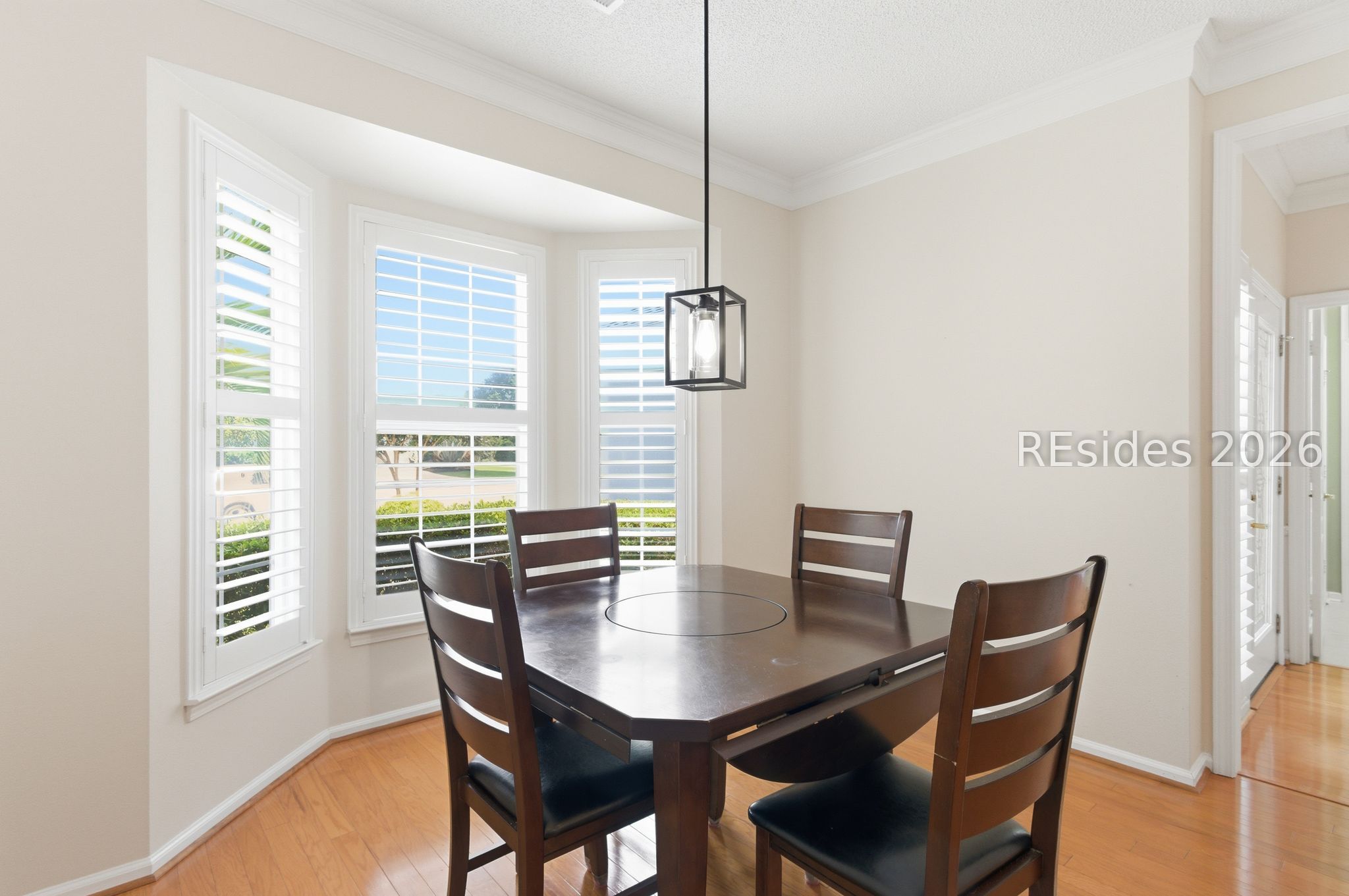 6 Larkspur Lane