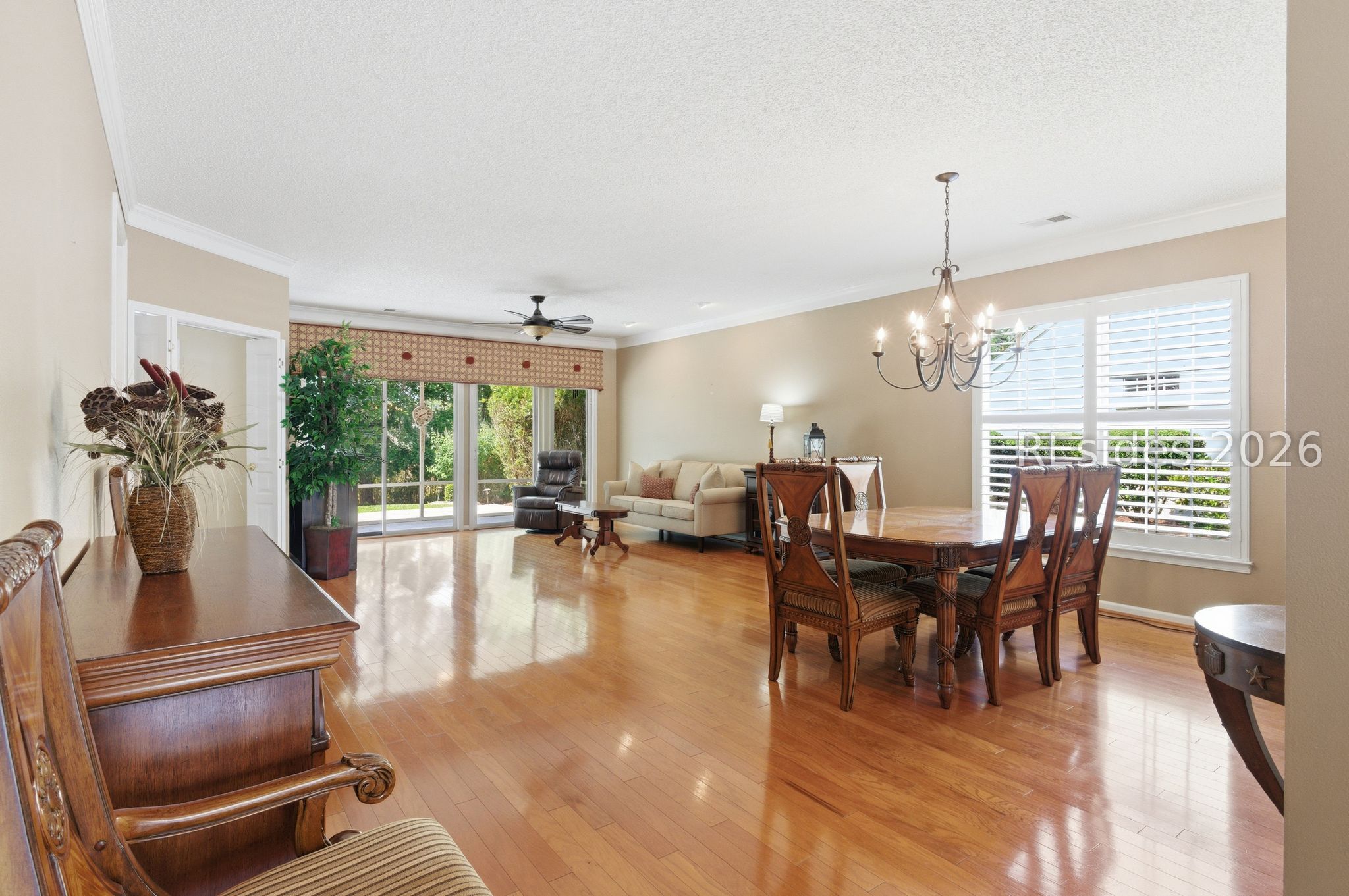 6 Larkspur Lane