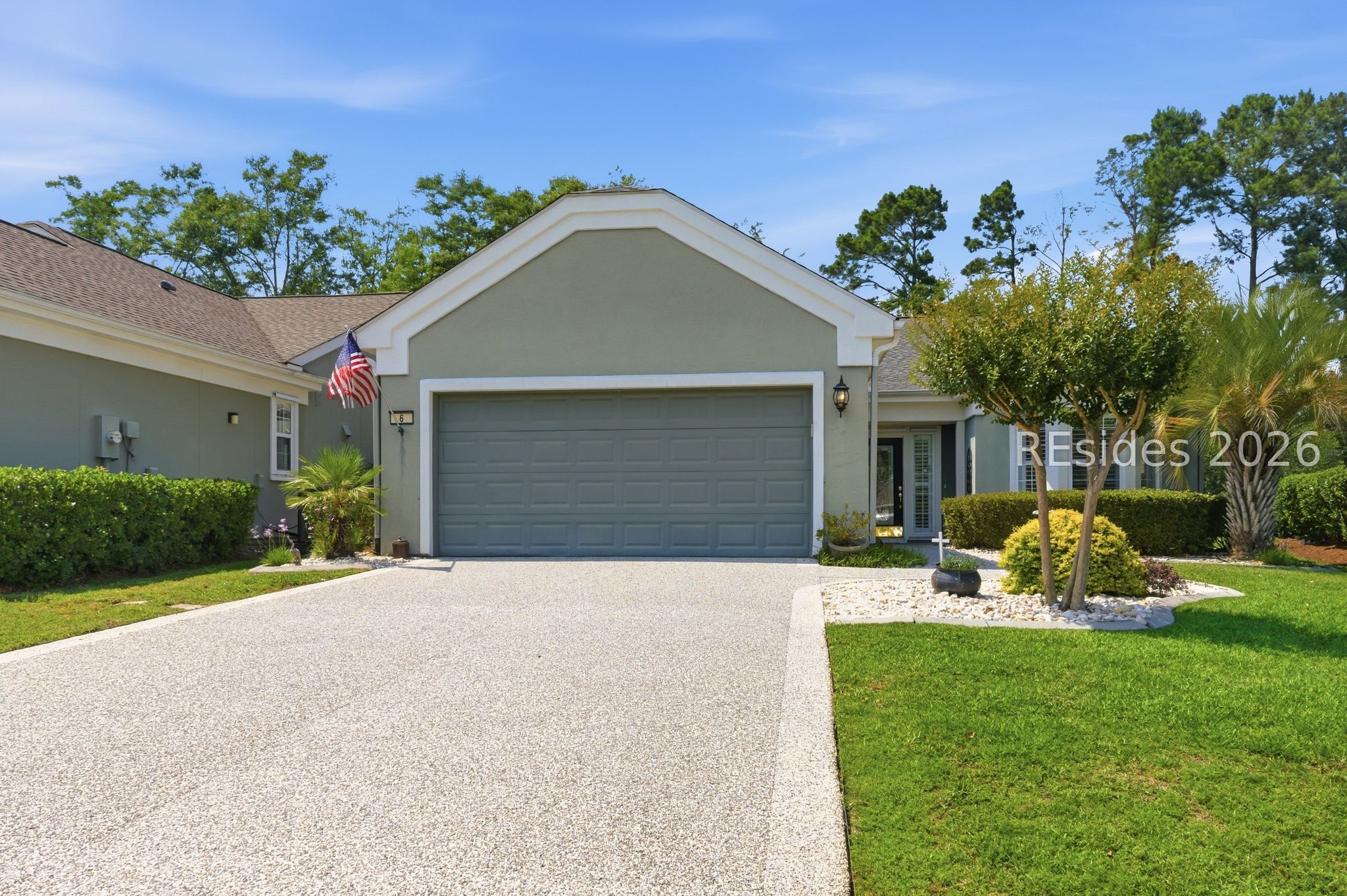 6 Larkspur Lane
