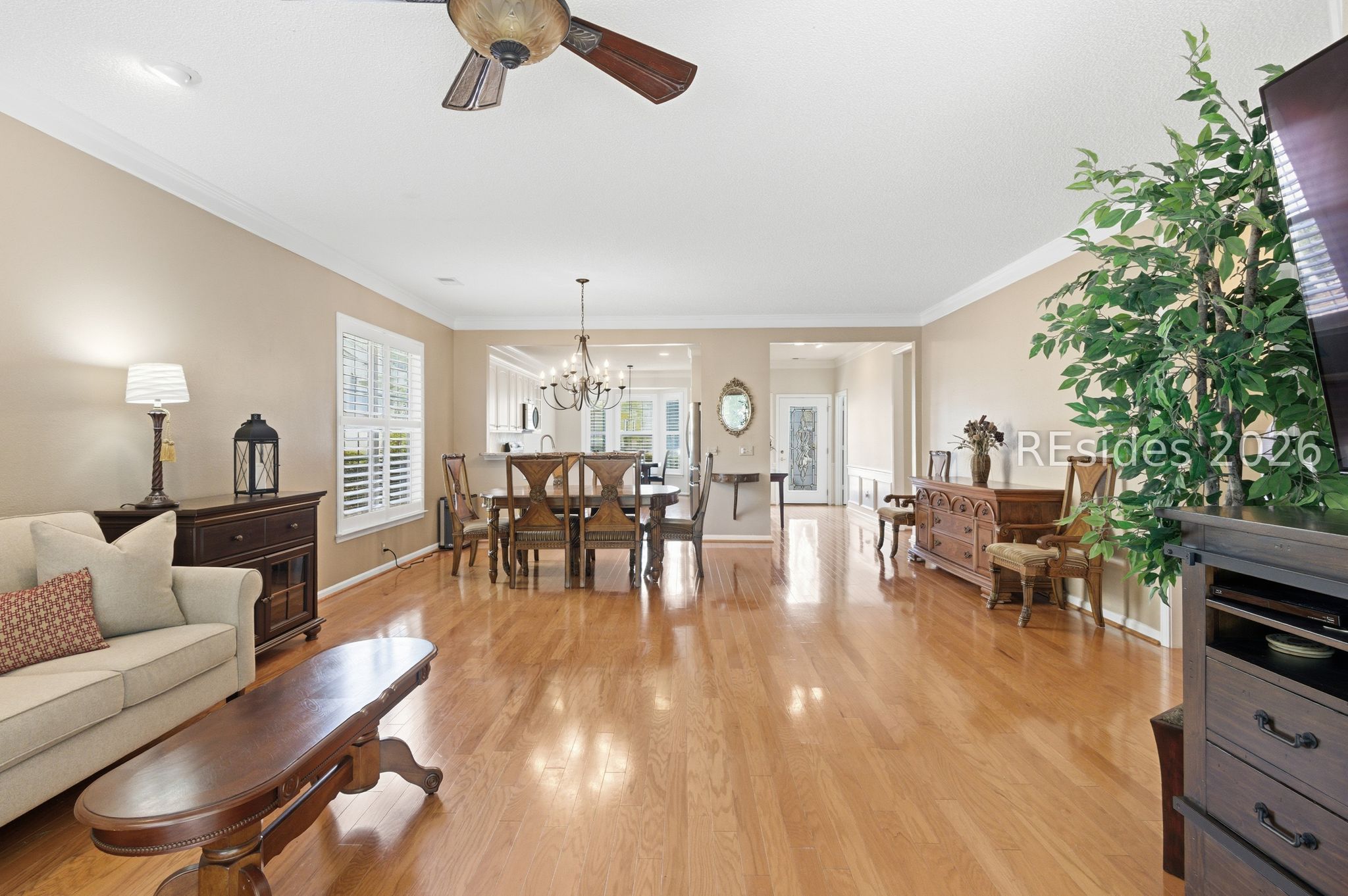6 Larkspur Lane