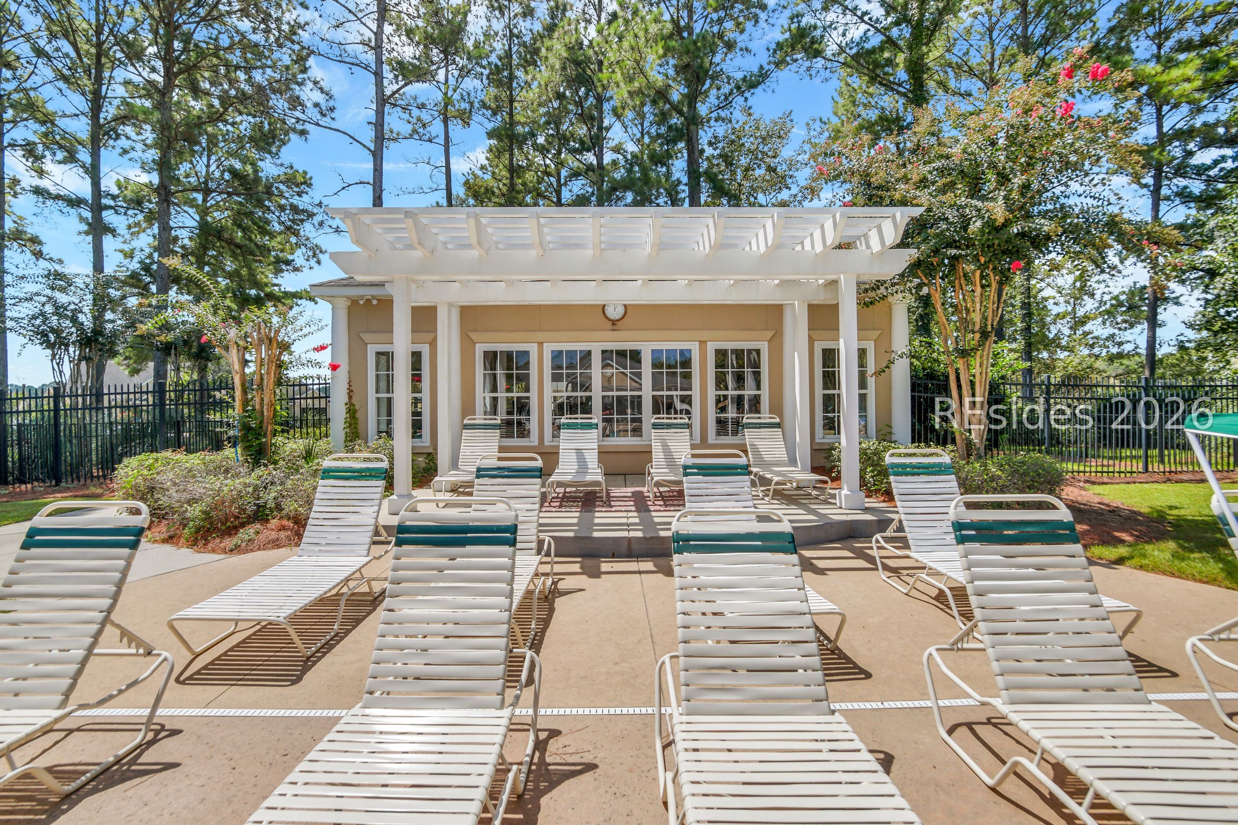 113 Pinecrest Drive