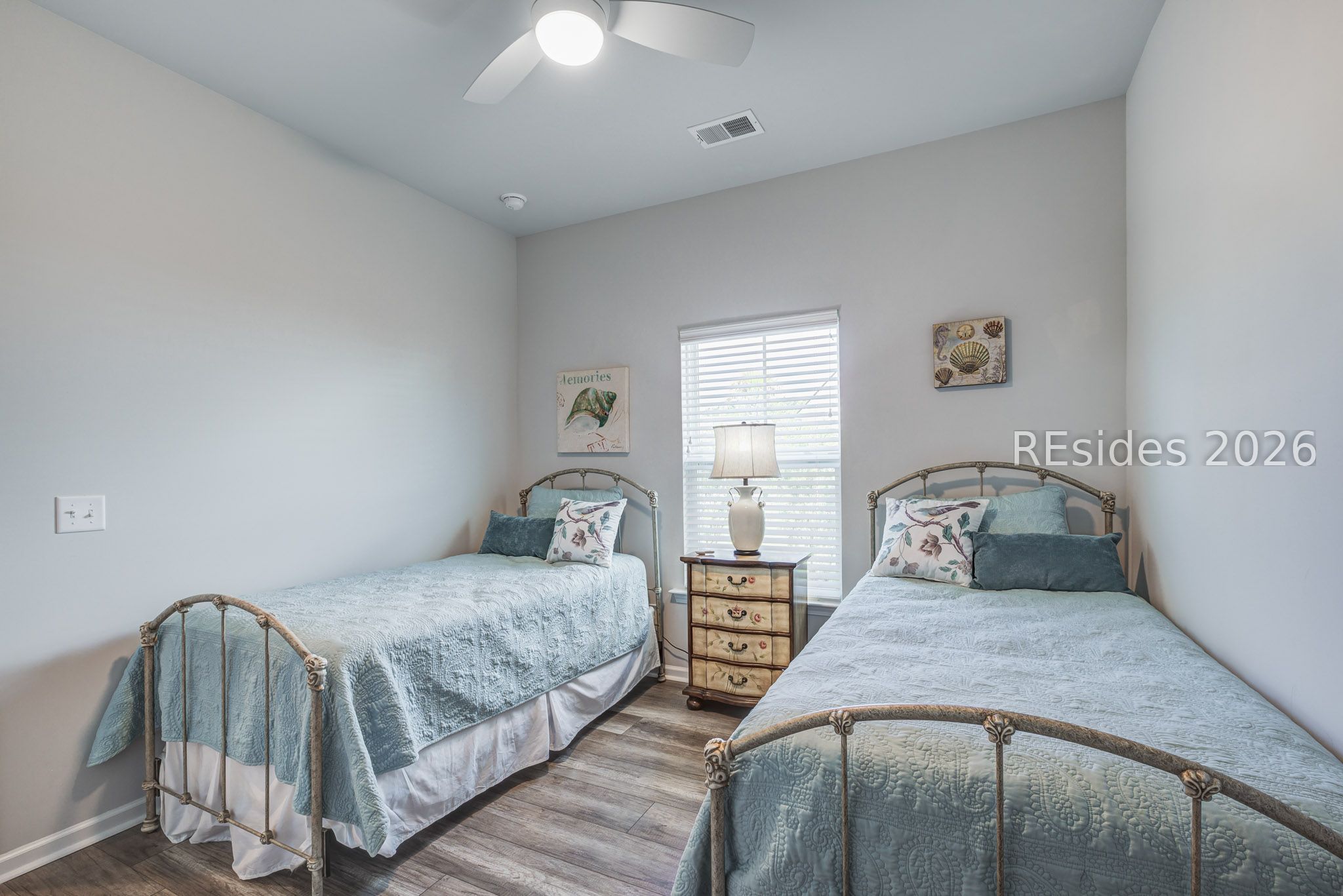 145 Clearwater Walk