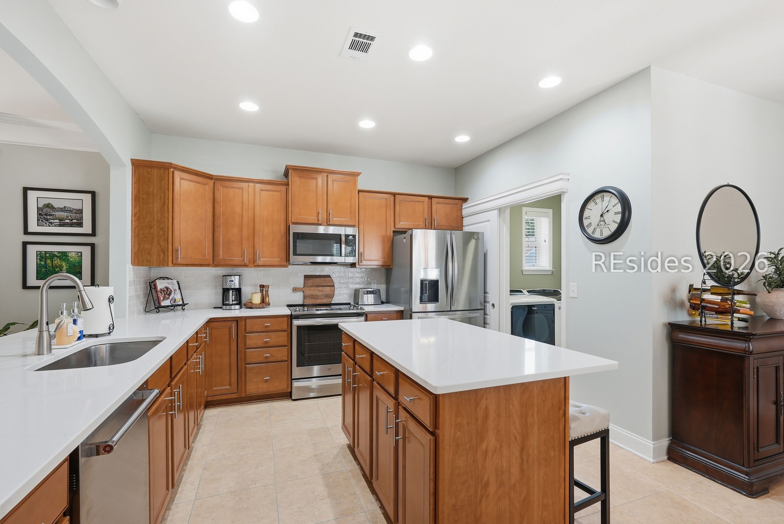 21 Groveview Avenue