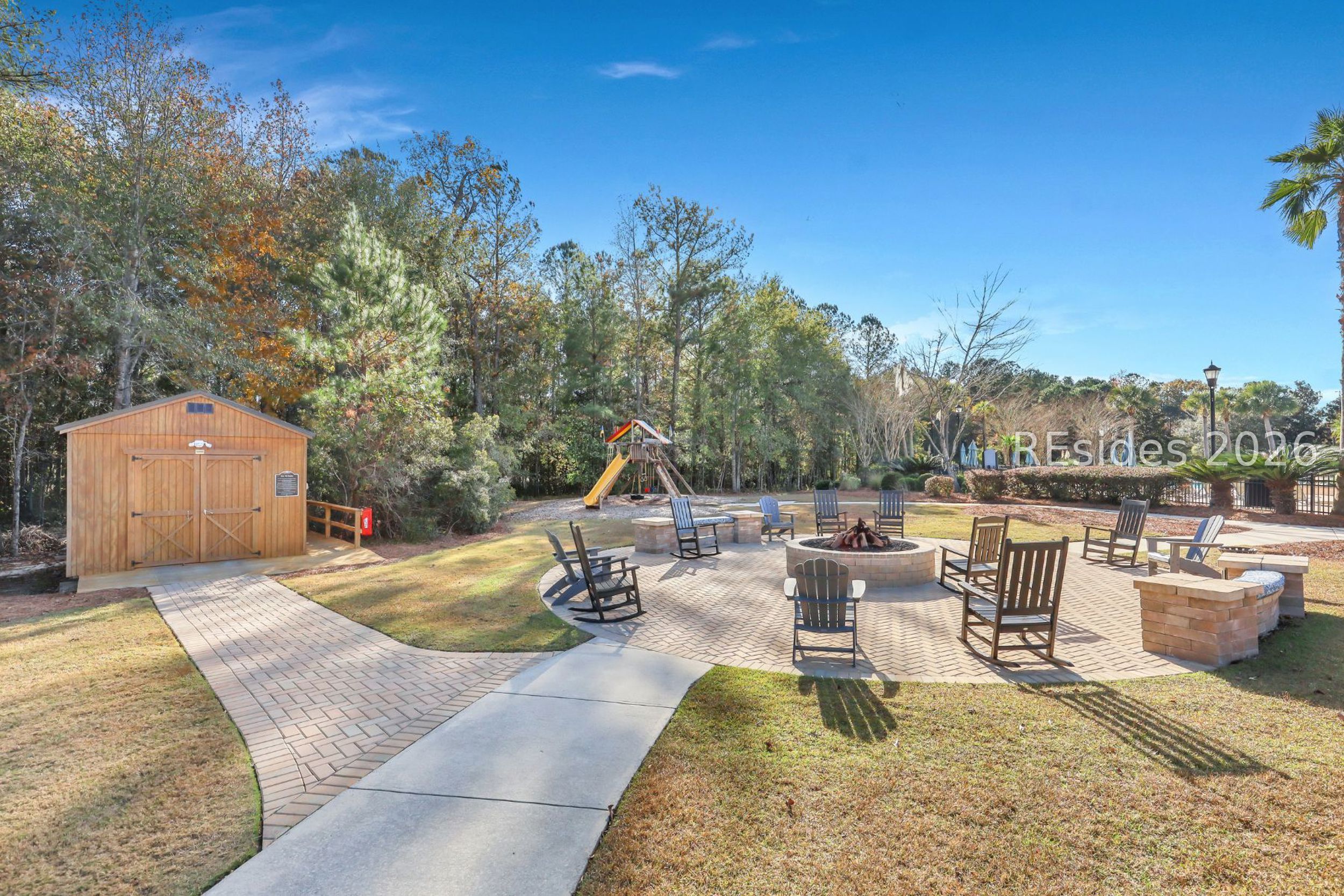 21 Groveview Avenue