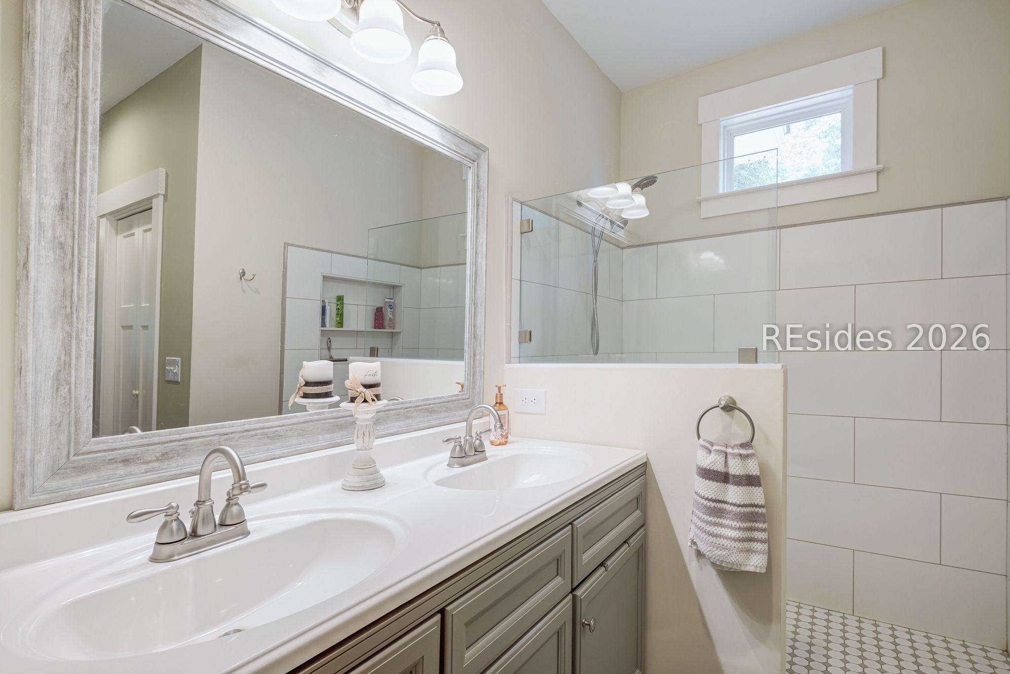 157 Wellington Loop