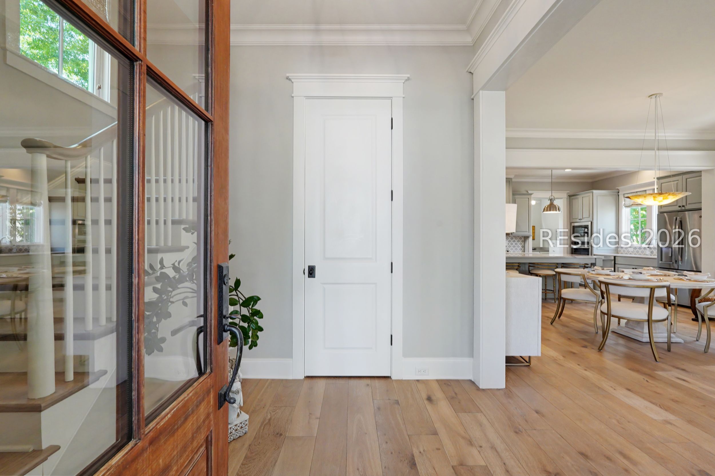 7 West Bluff
