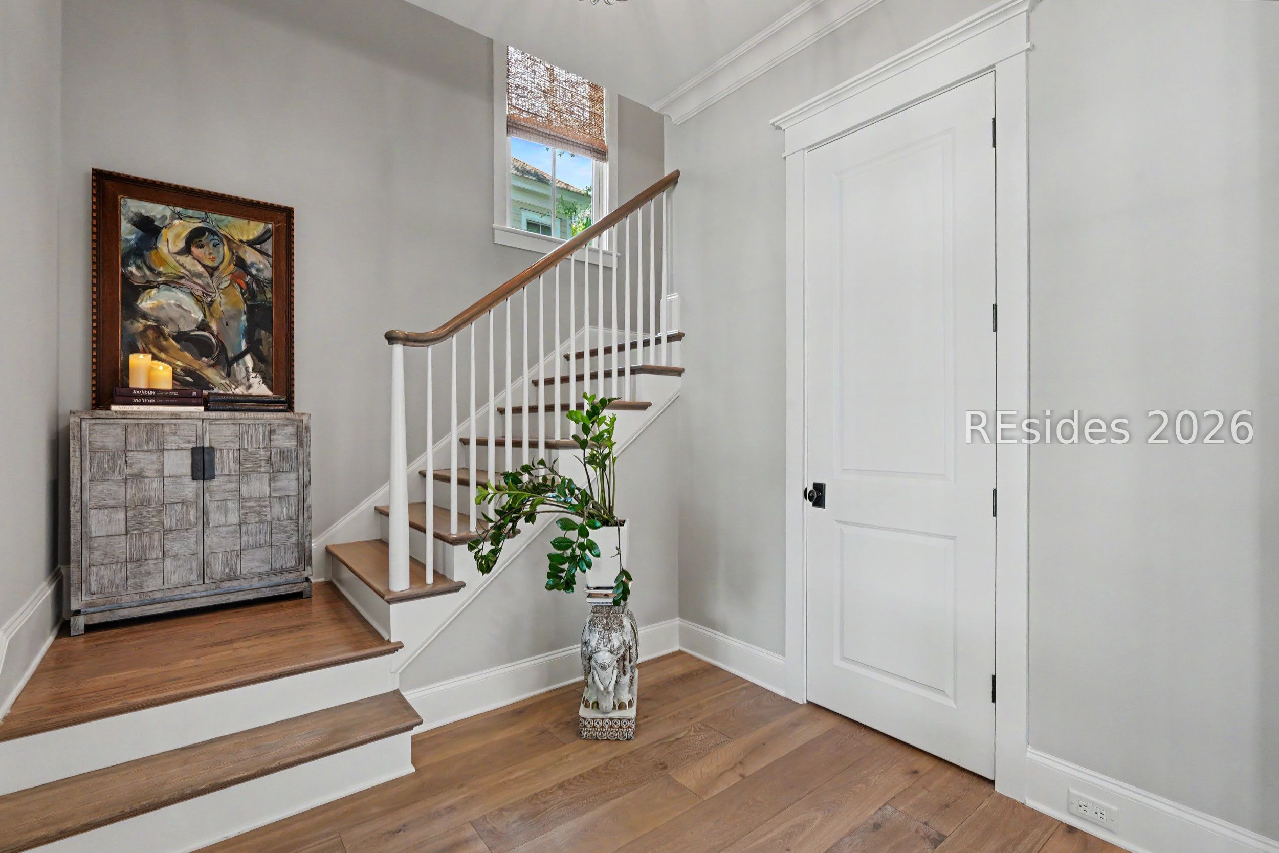 7 West Bluff