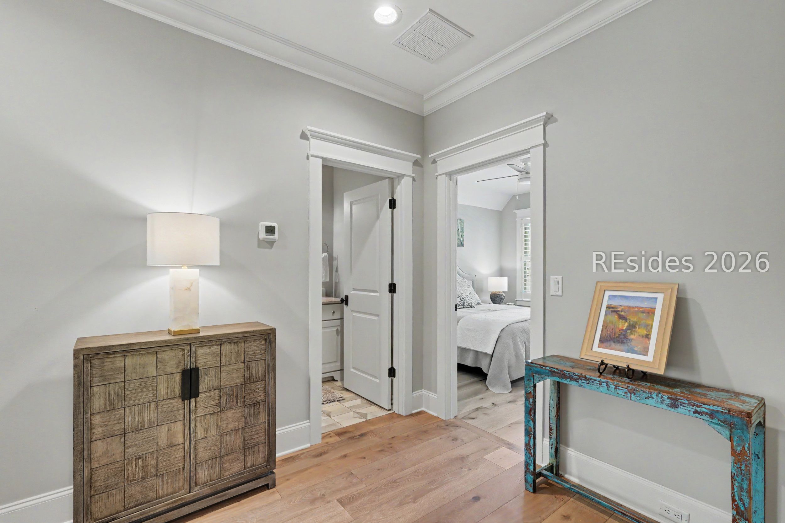 7 West Bluff