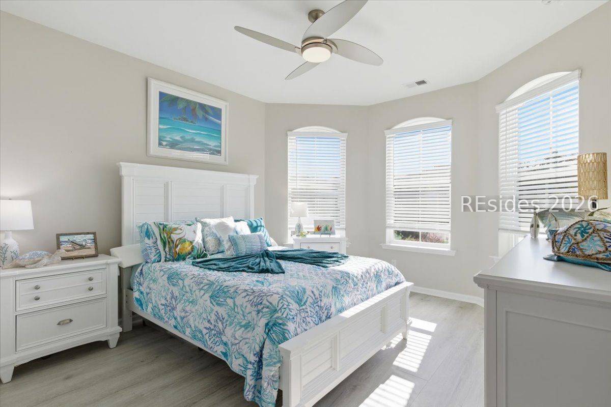 2047 Shoreside Drive