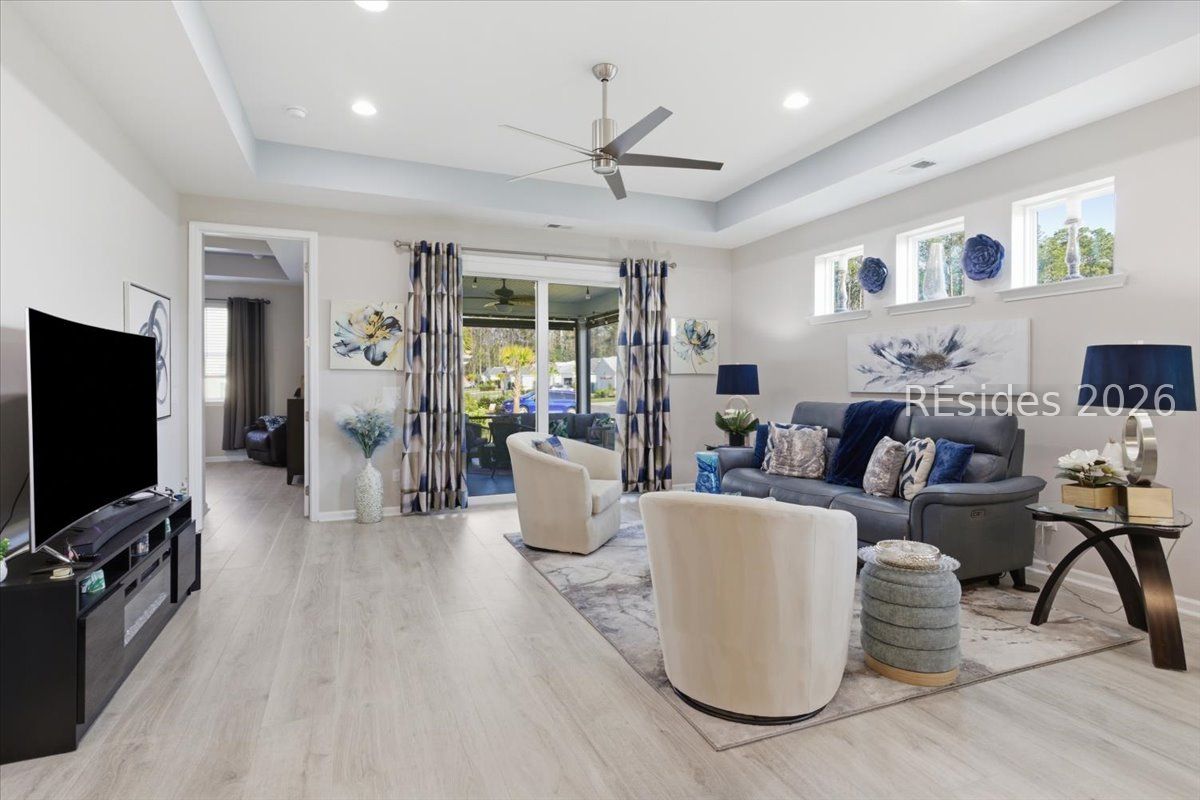 2047 Shoreside Drive