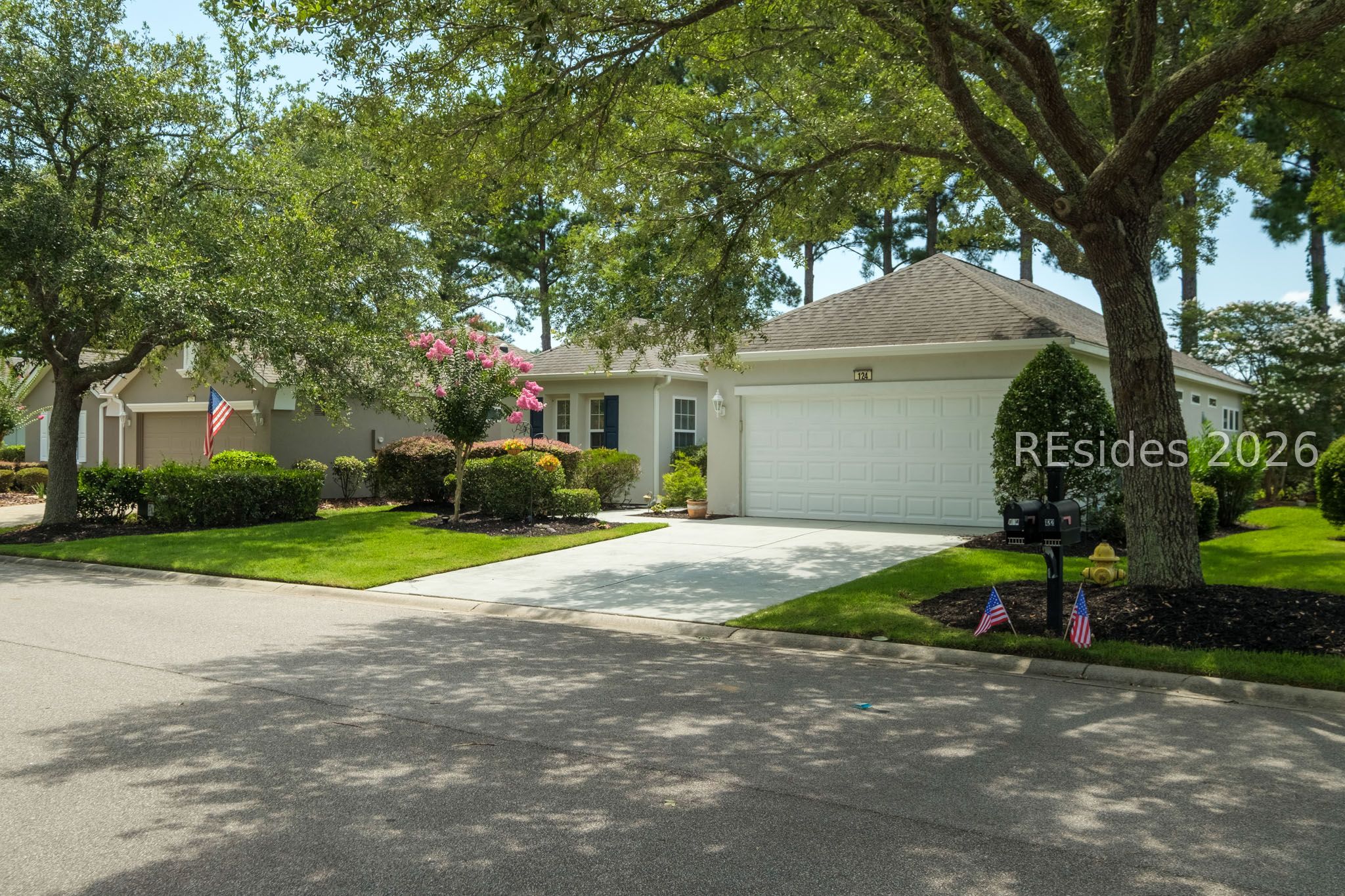 124 Hampton Circle