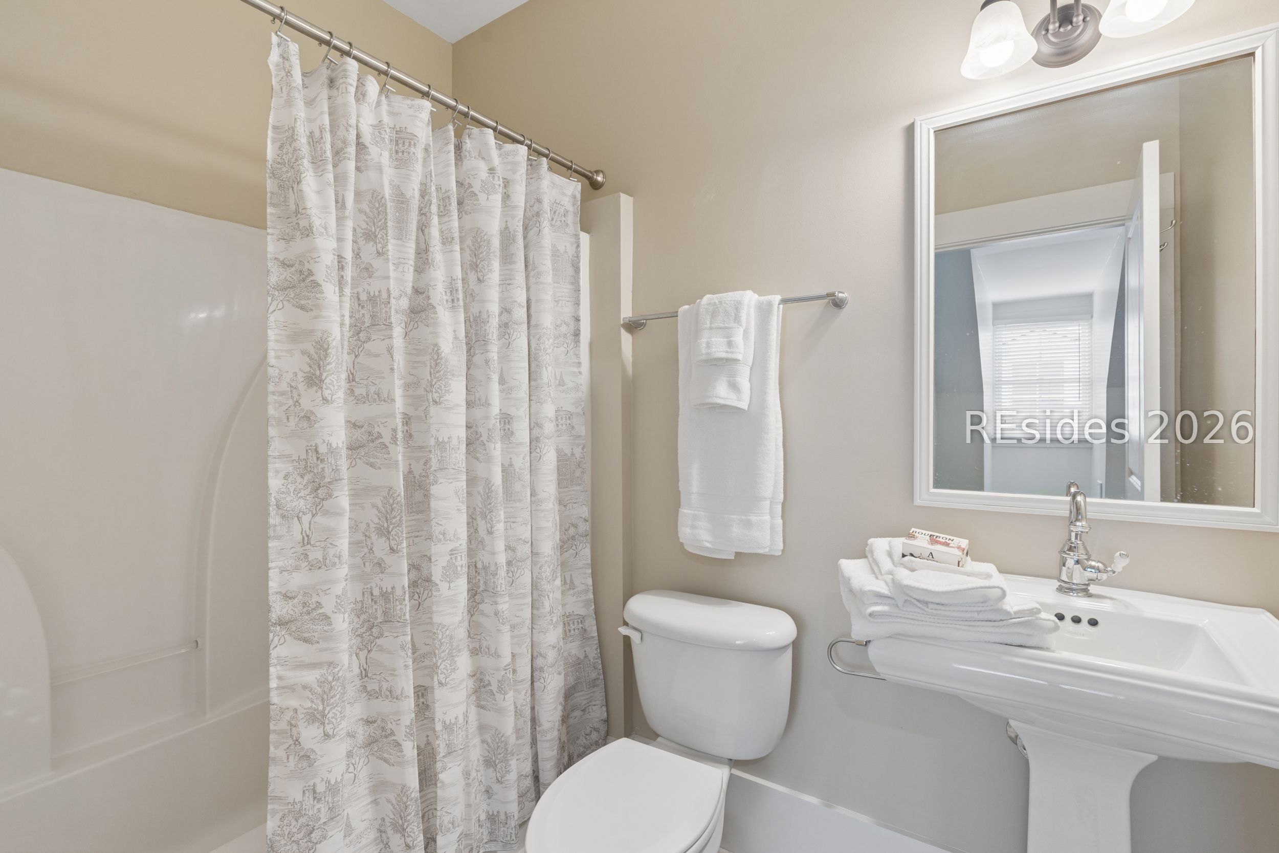6 Abbey Row Unit: 3B