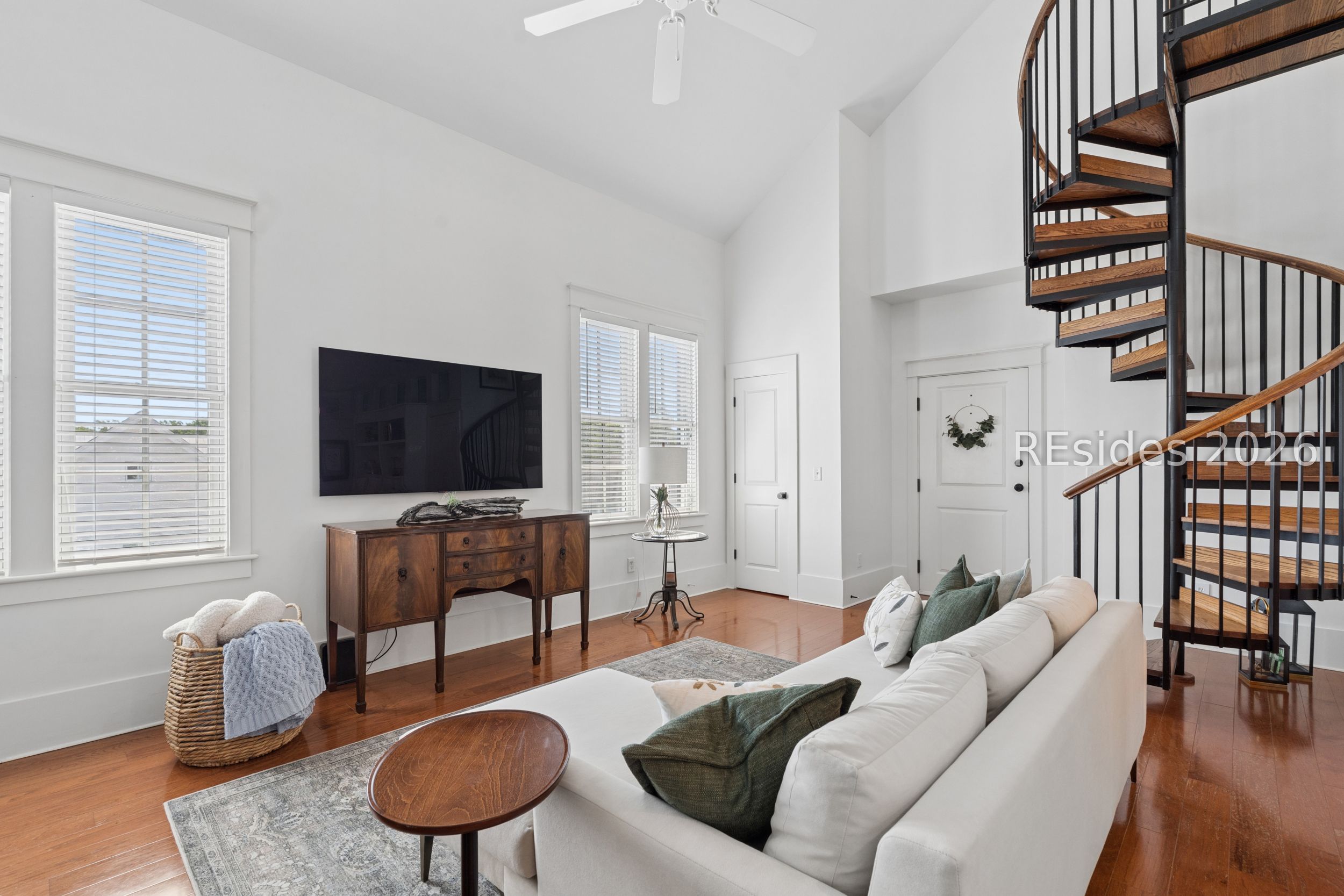 6 Abbey Row Unit: 3B