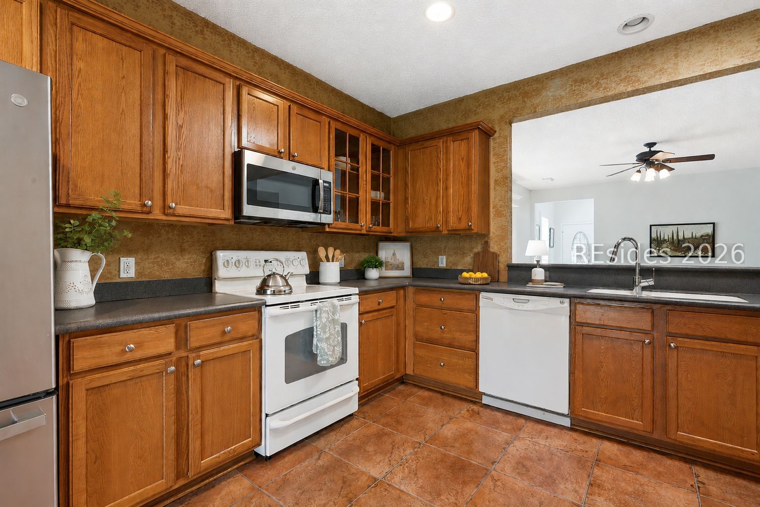 9 Pineapple Drive
