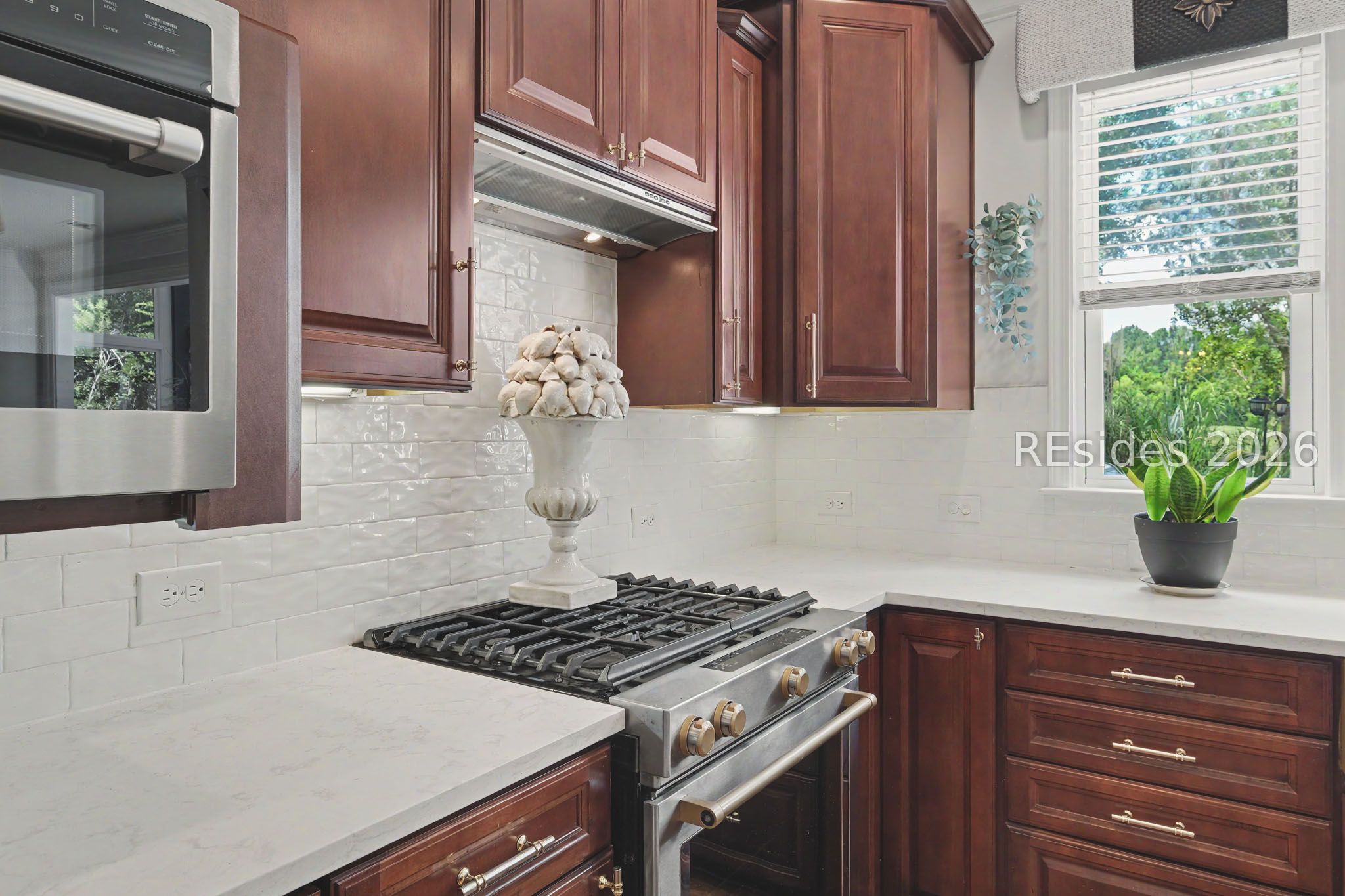 129 Kings Creek Drive