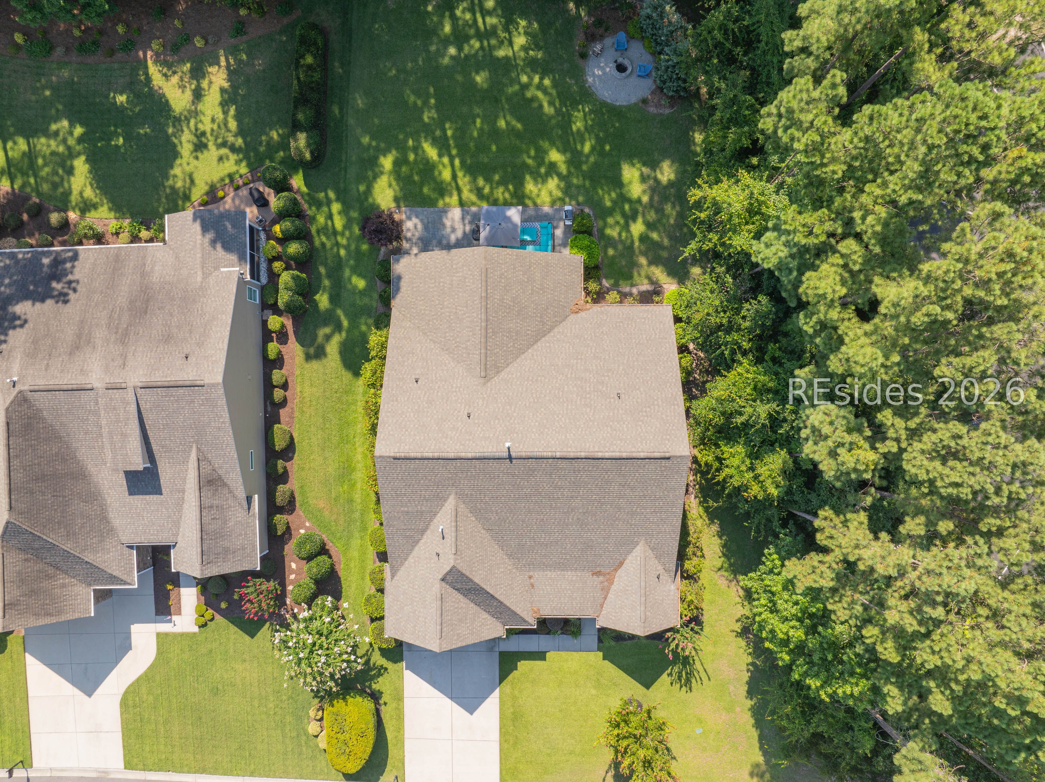 77 Bainbridge Way