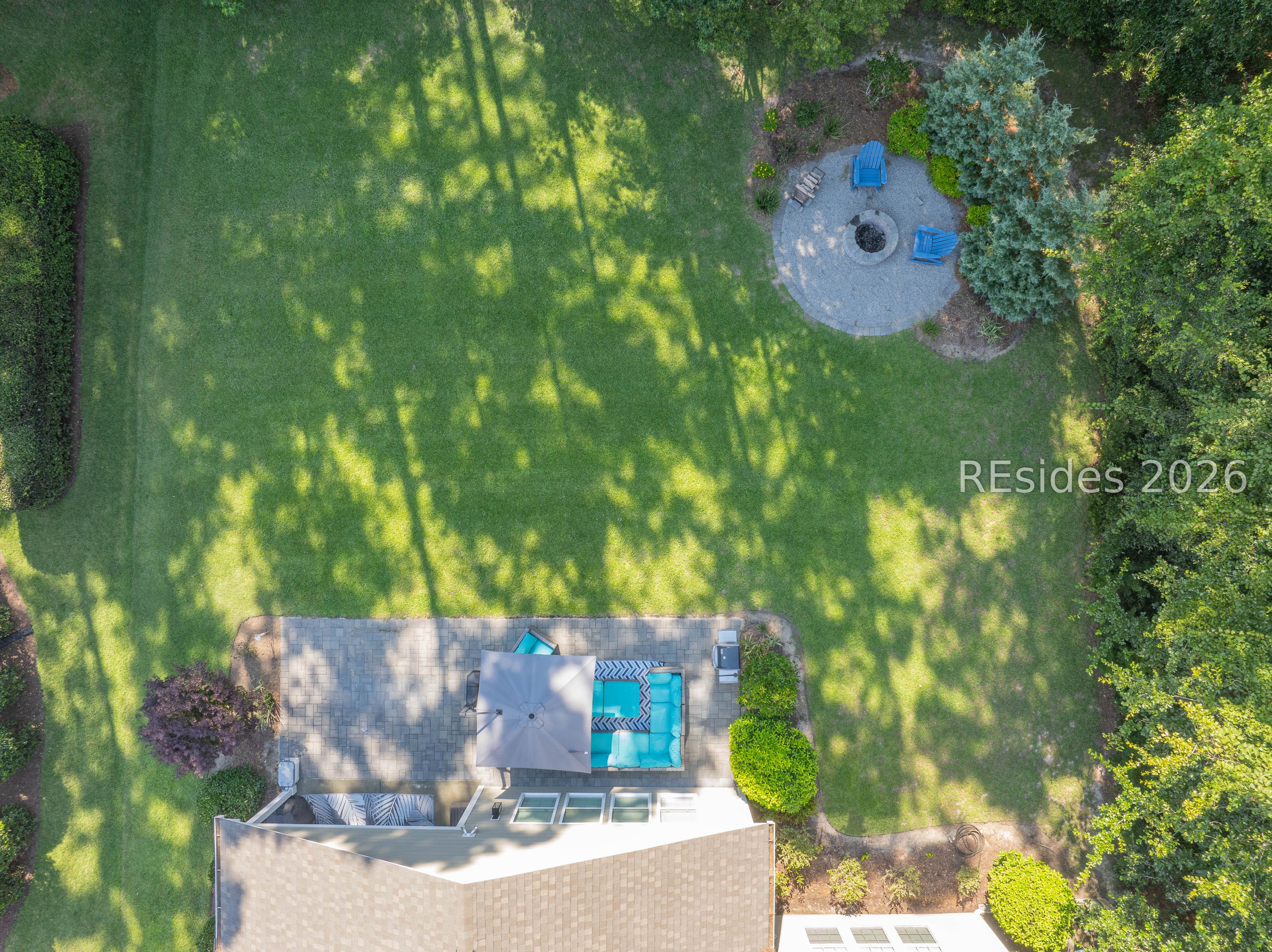 77 Bainbridge Way