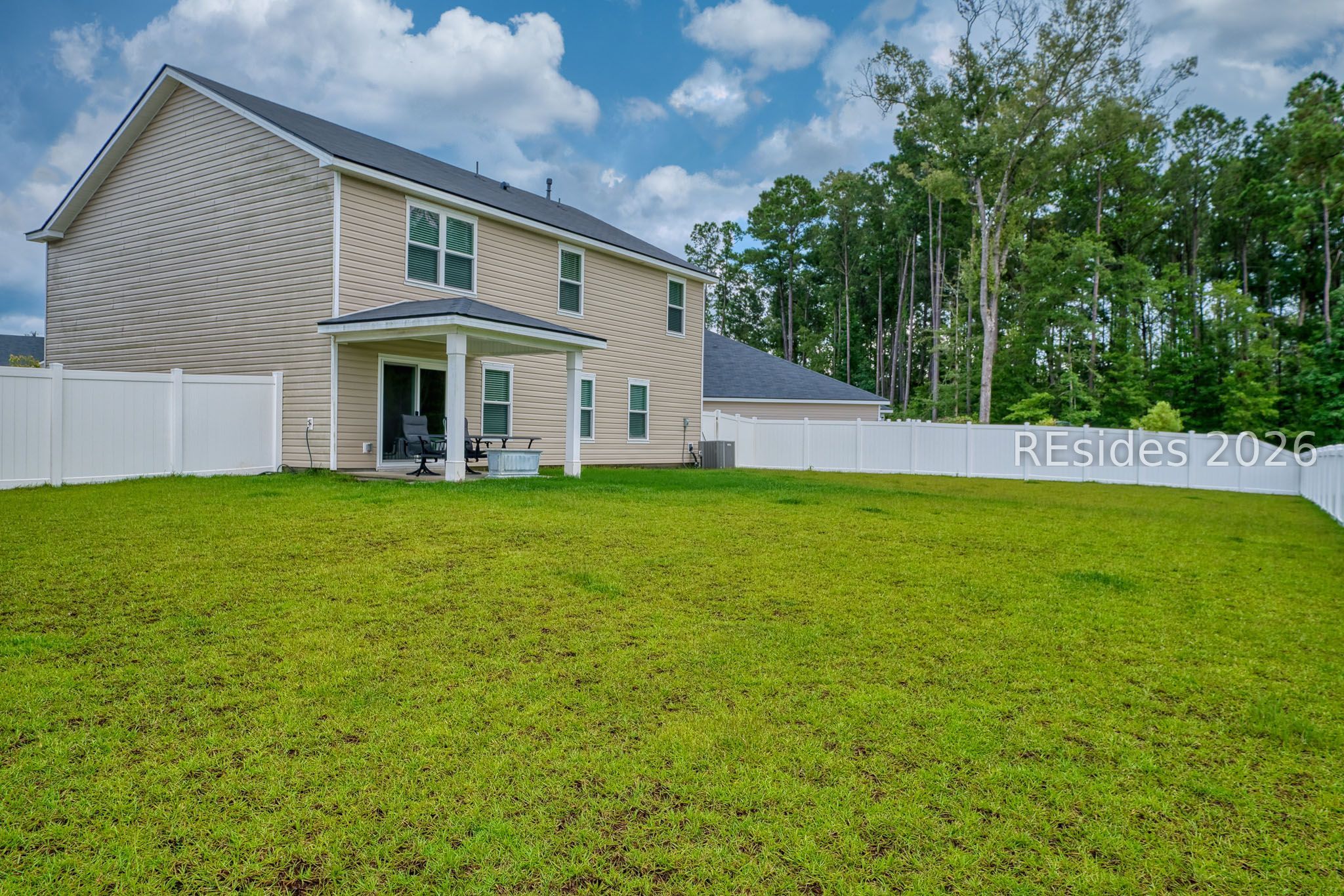 16 Ashington Drive