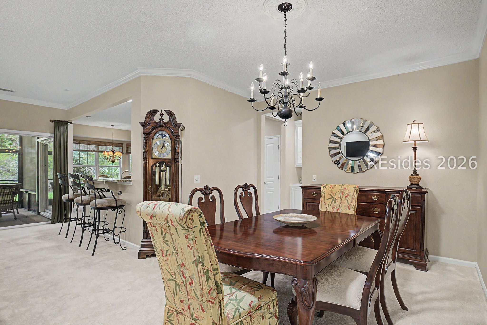 10 Amaryllis Lane