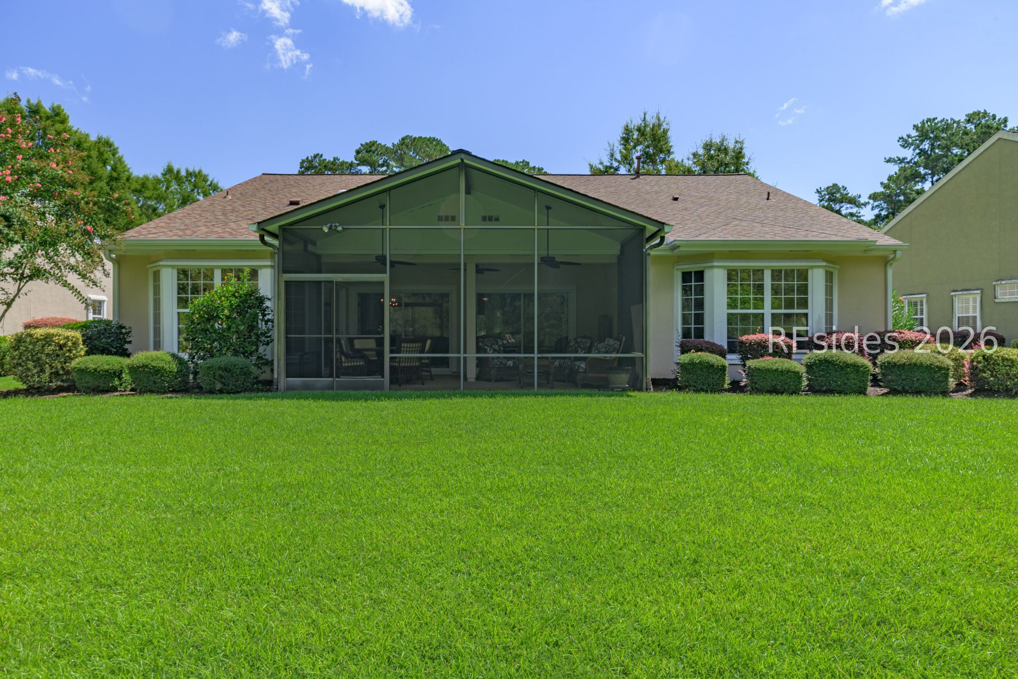 10 Amaryllis Lane