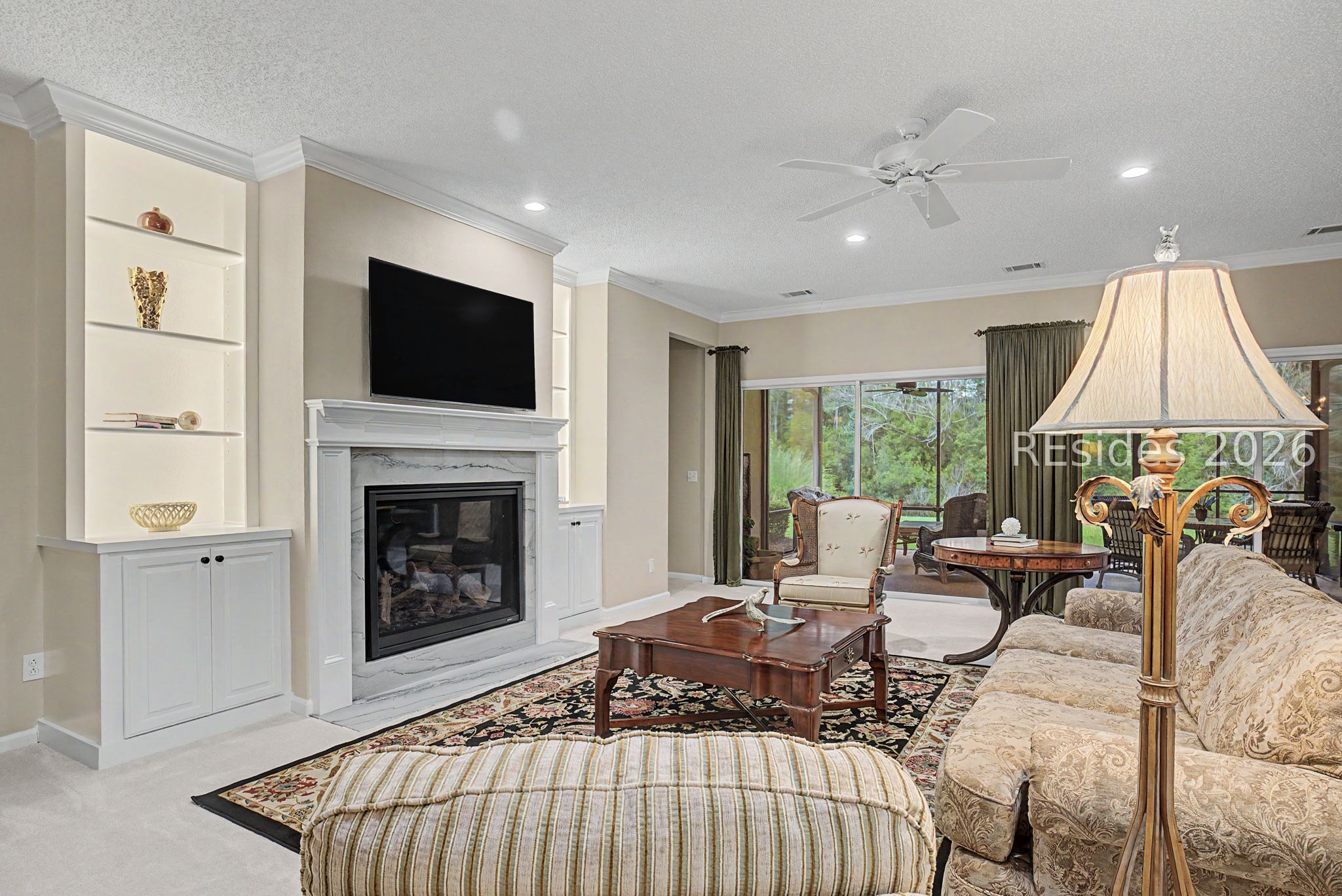 10 Amaryllis Lane