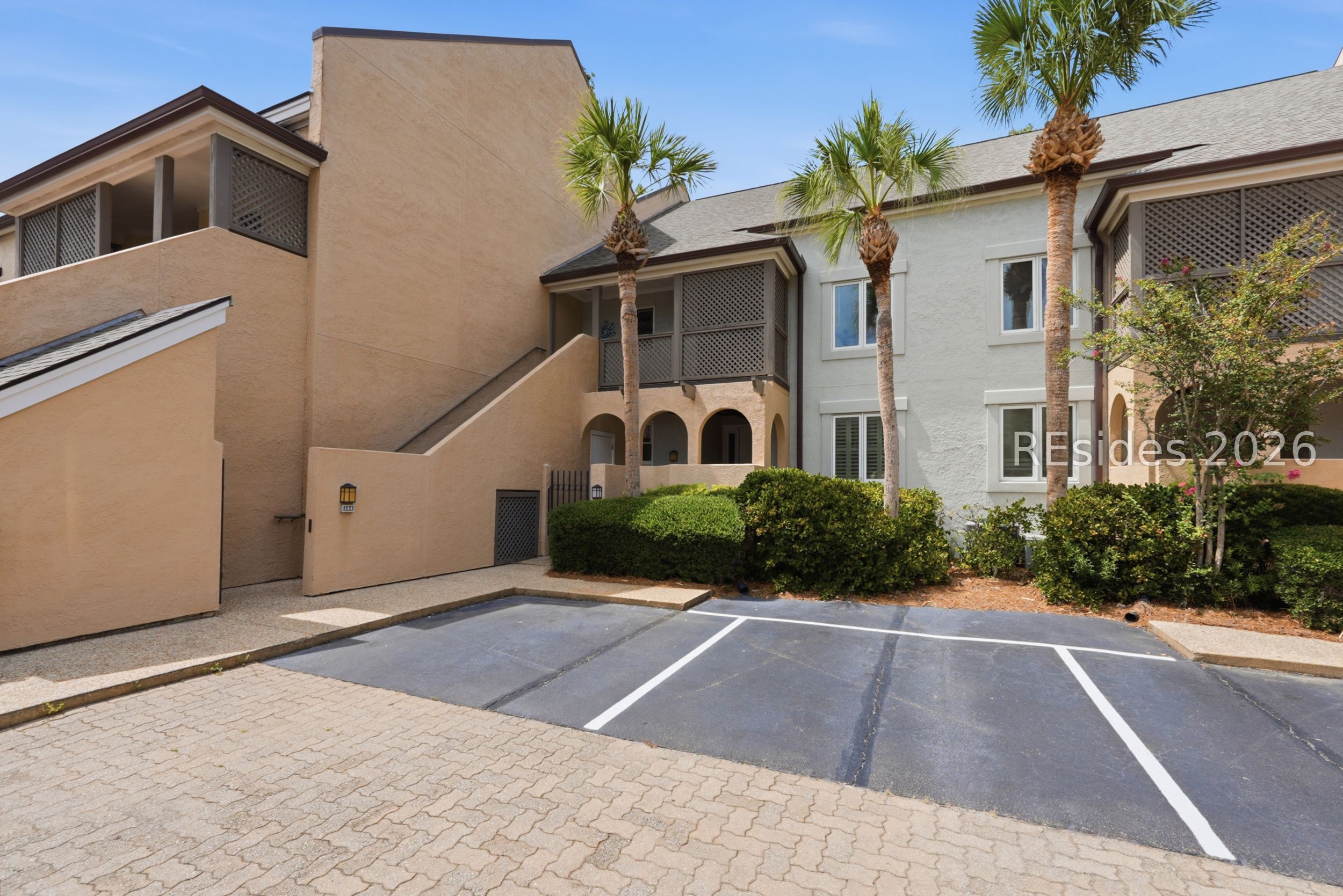 100 Colonnade Drive Unit: 144