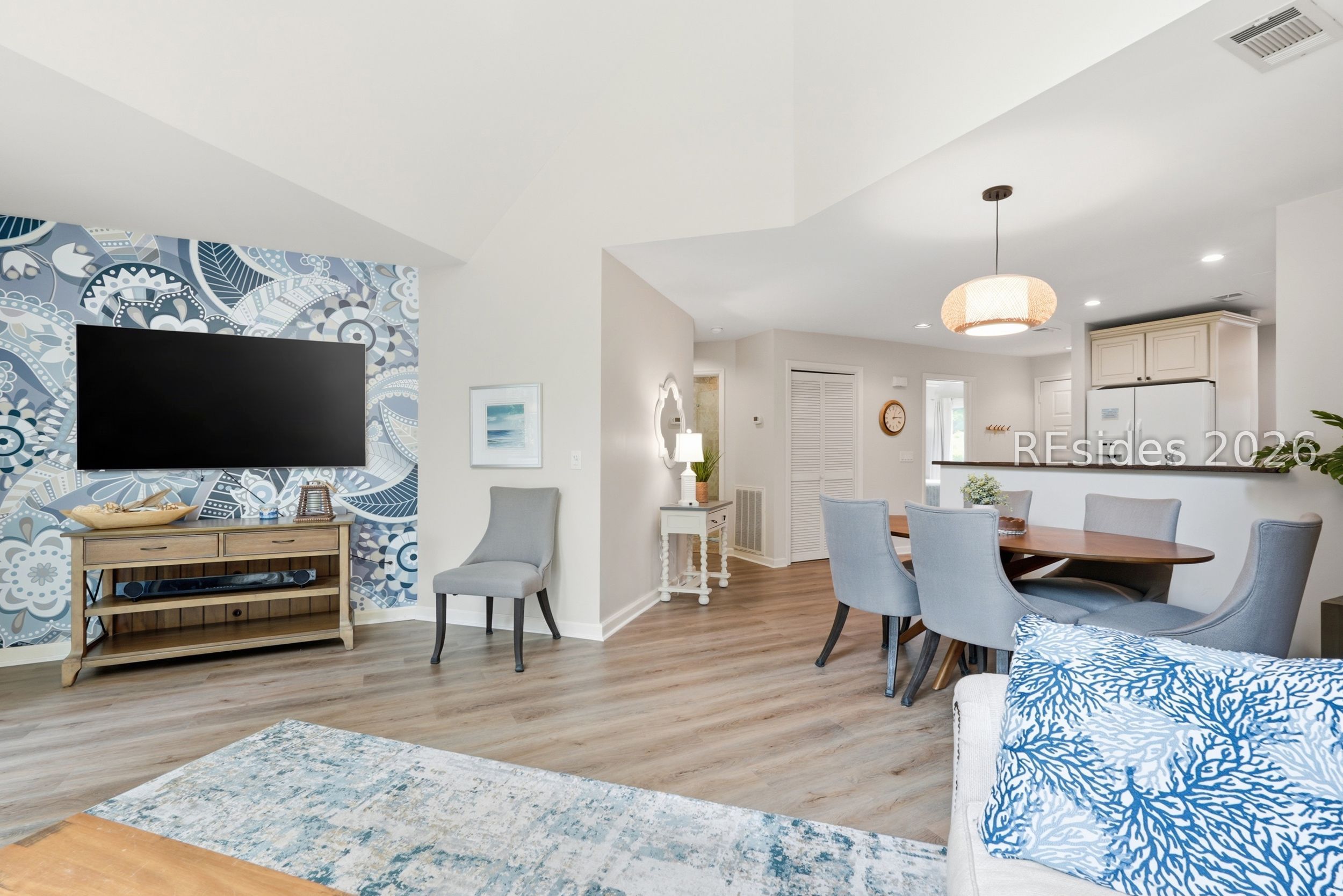 100 Colonnade Drive Unit: 144