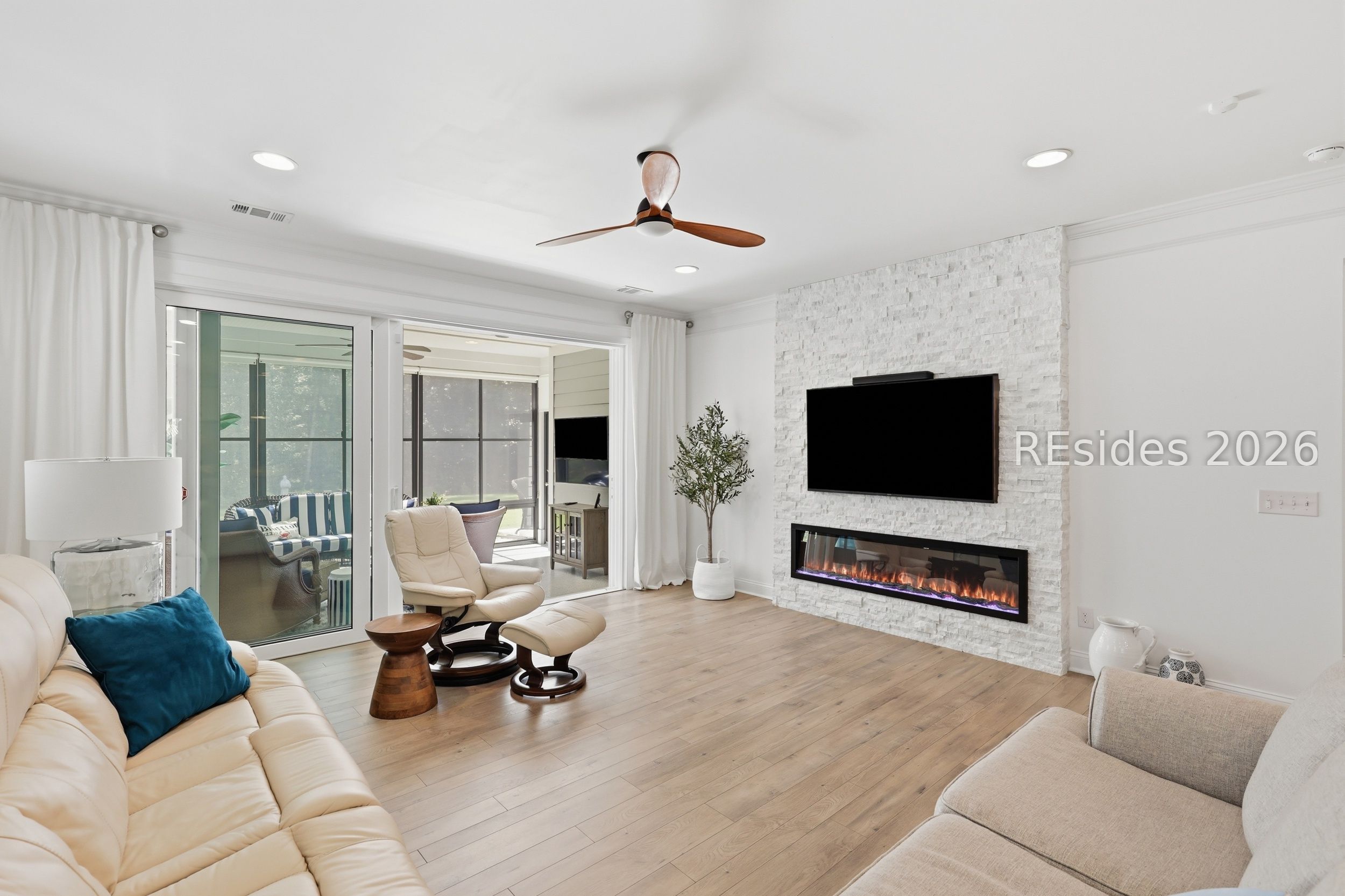 1151 Northlake Boulevard