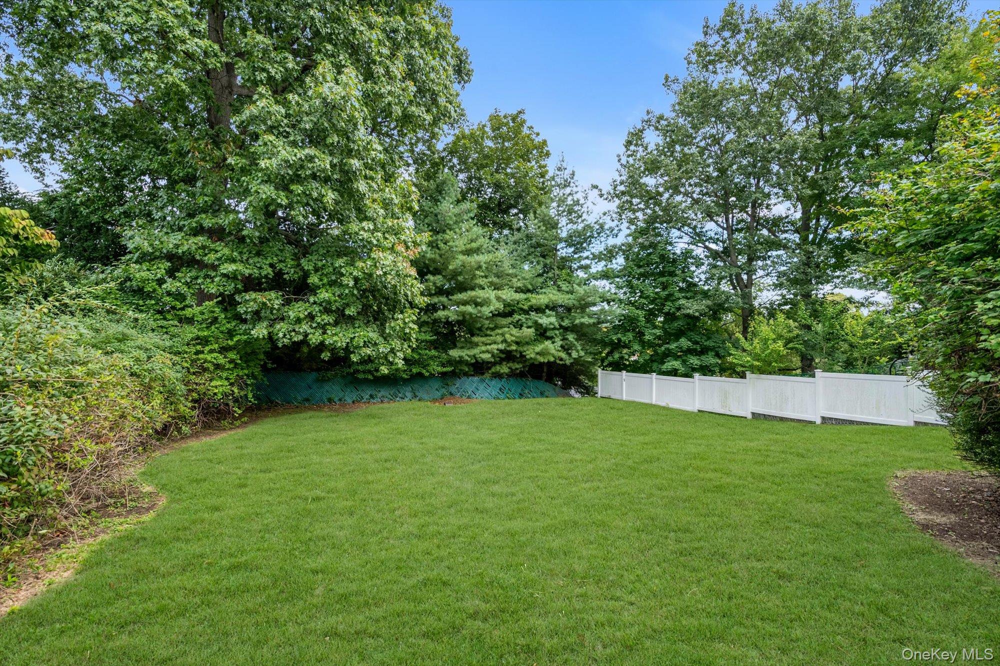 64 Morewood Oaks