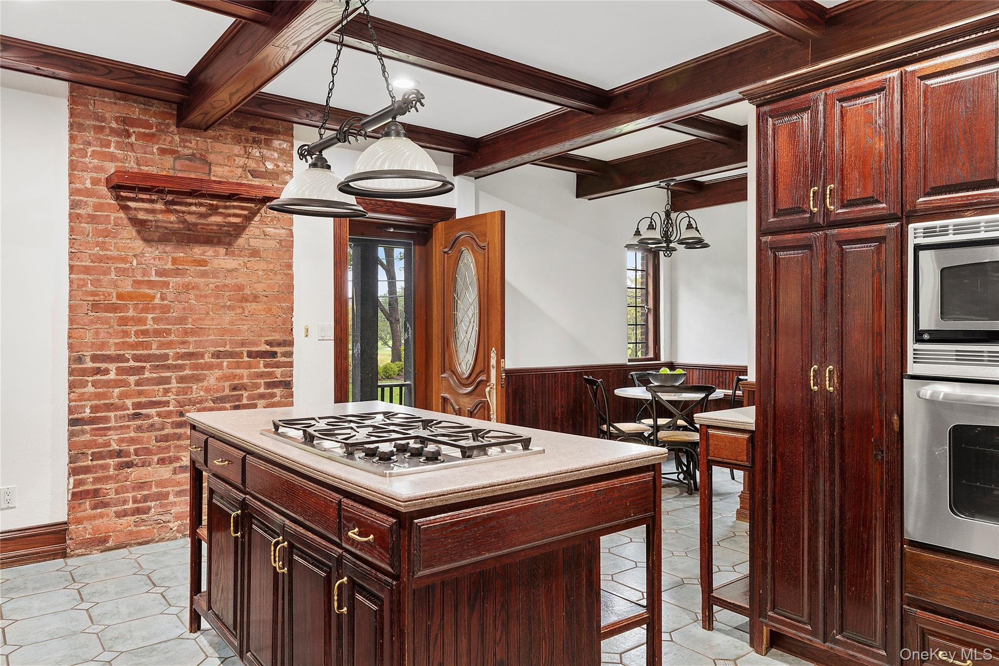 38 Country Club Drive