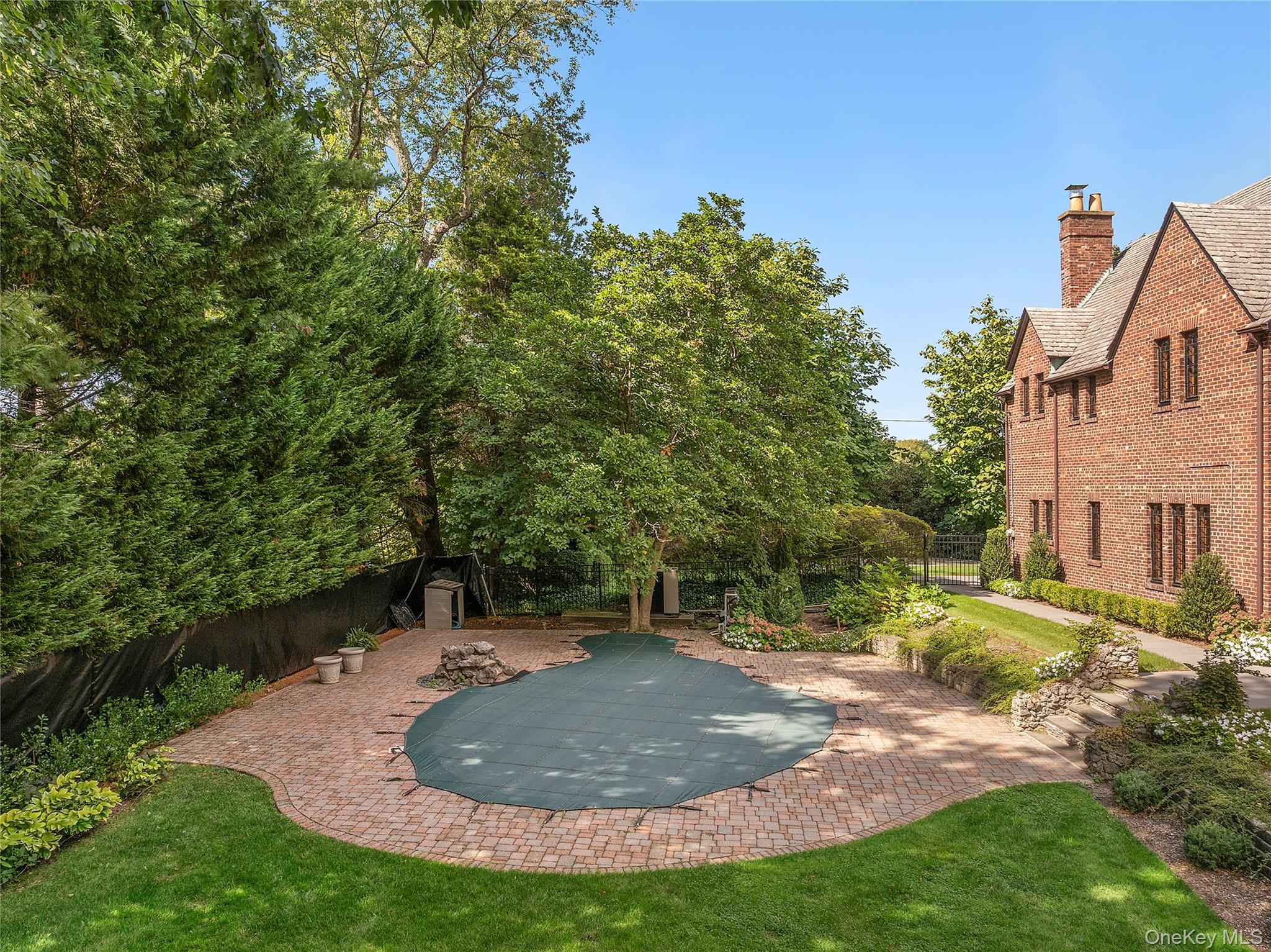 38 Country Club Drive