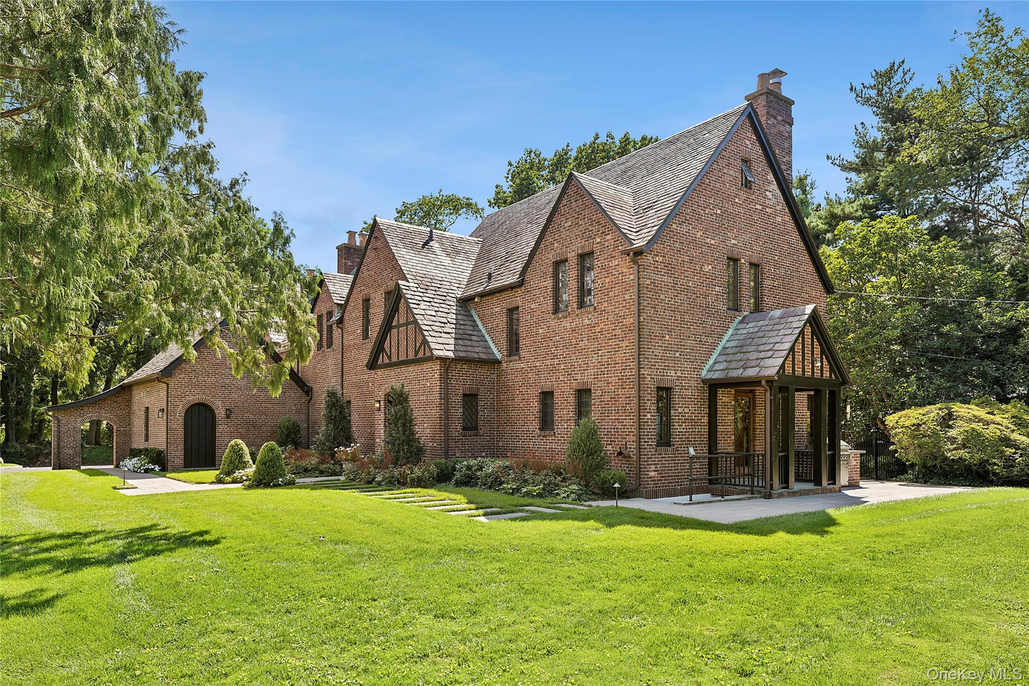 38 Country Club Drive