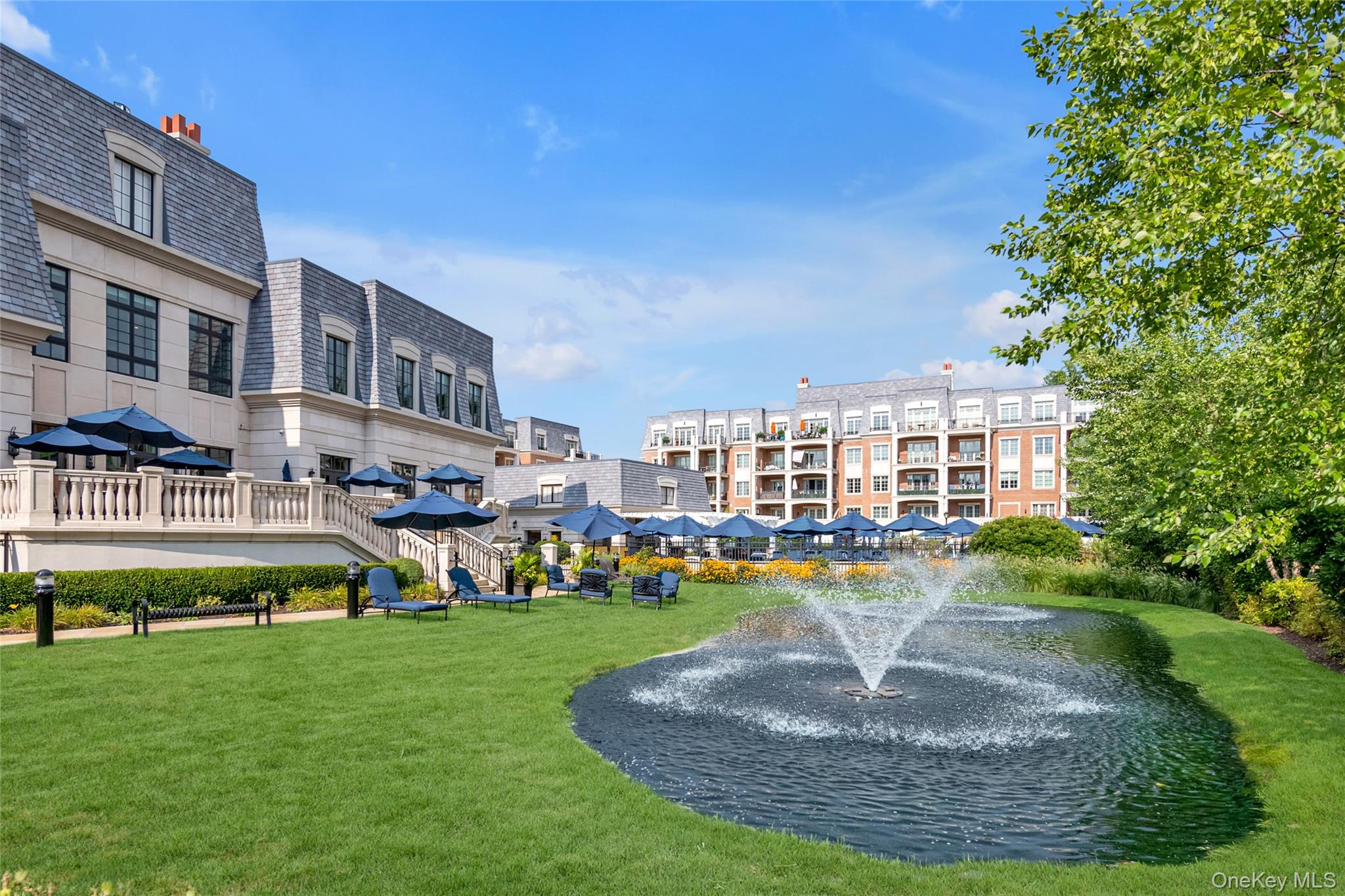 5000 Royal Court Unit: 5114