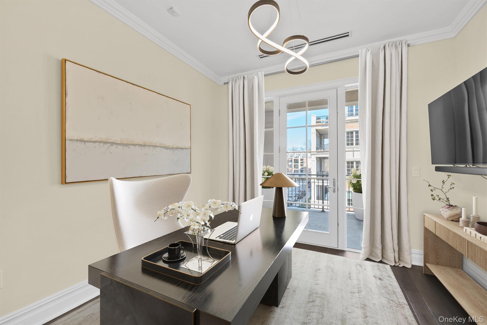 5000 Royal Court Unit: 5114