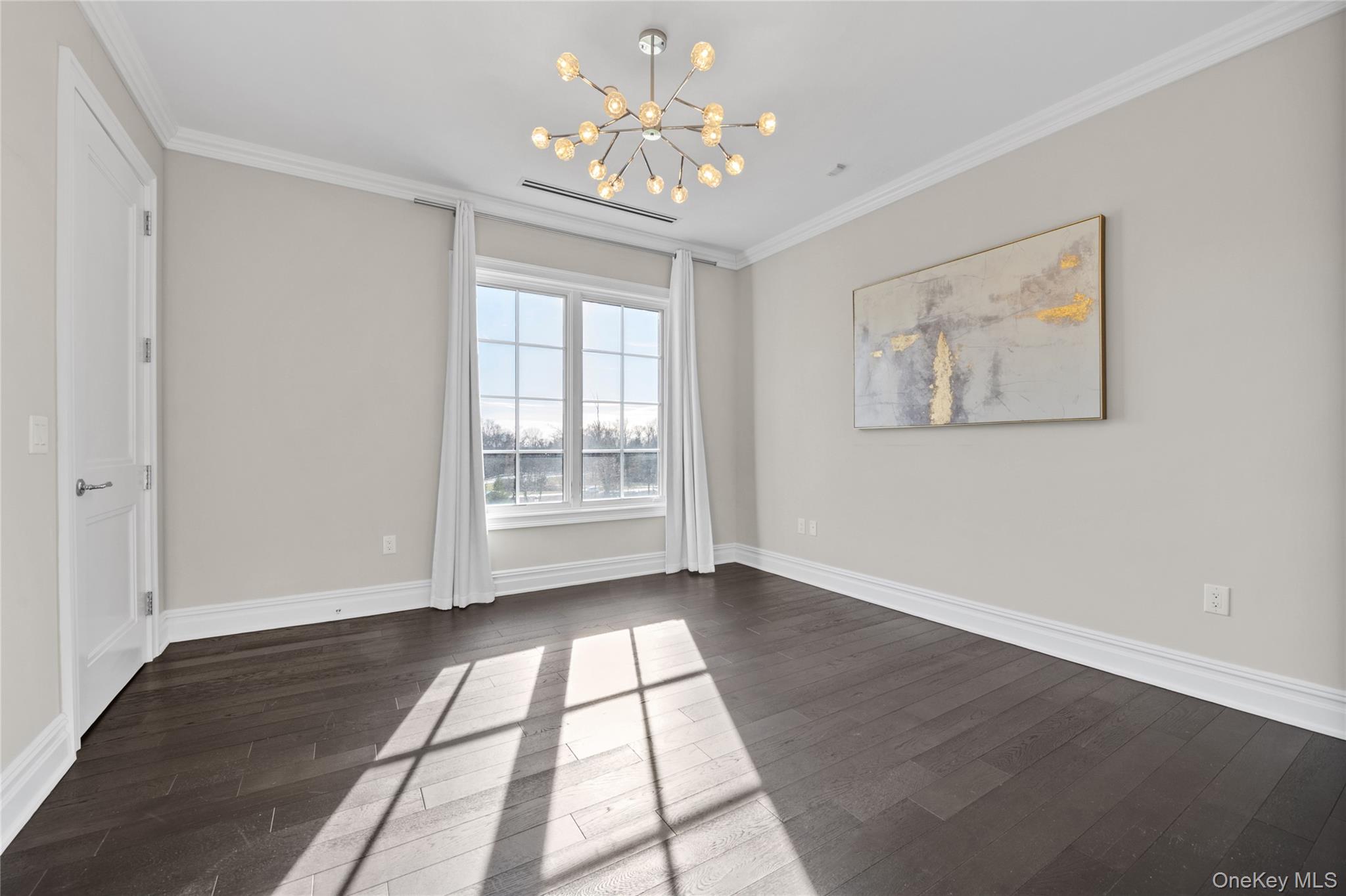 5000 Royal Court Unit: 5114