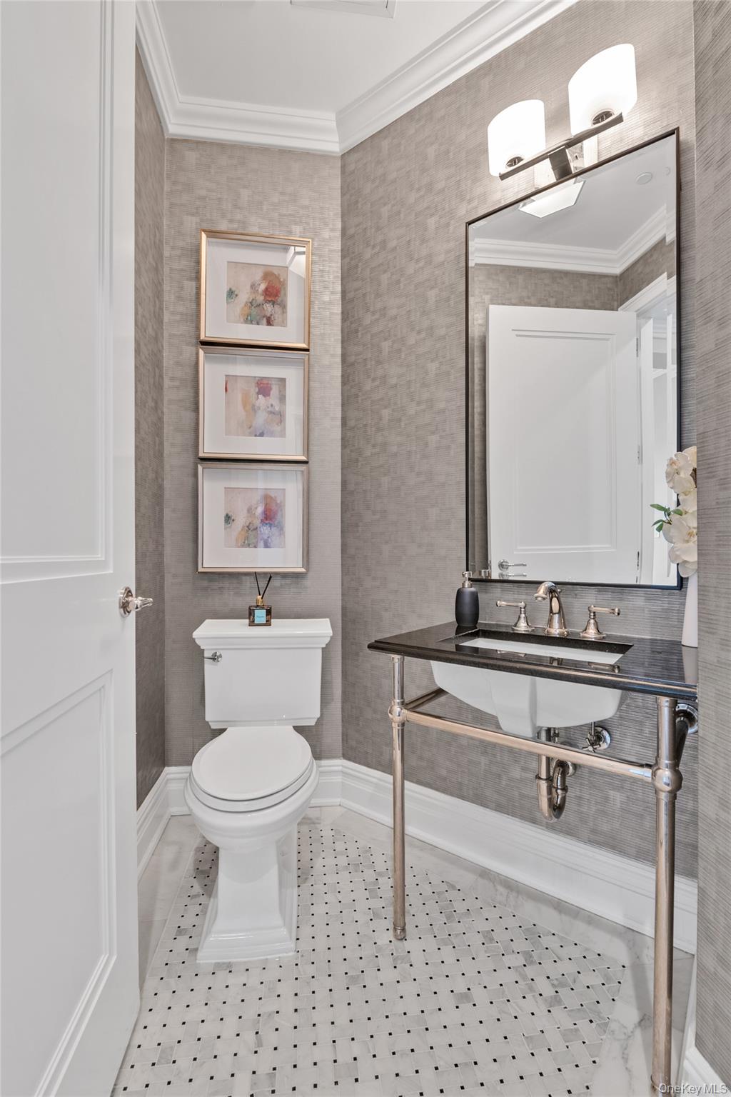 5000 Royal Court Unit: 5114