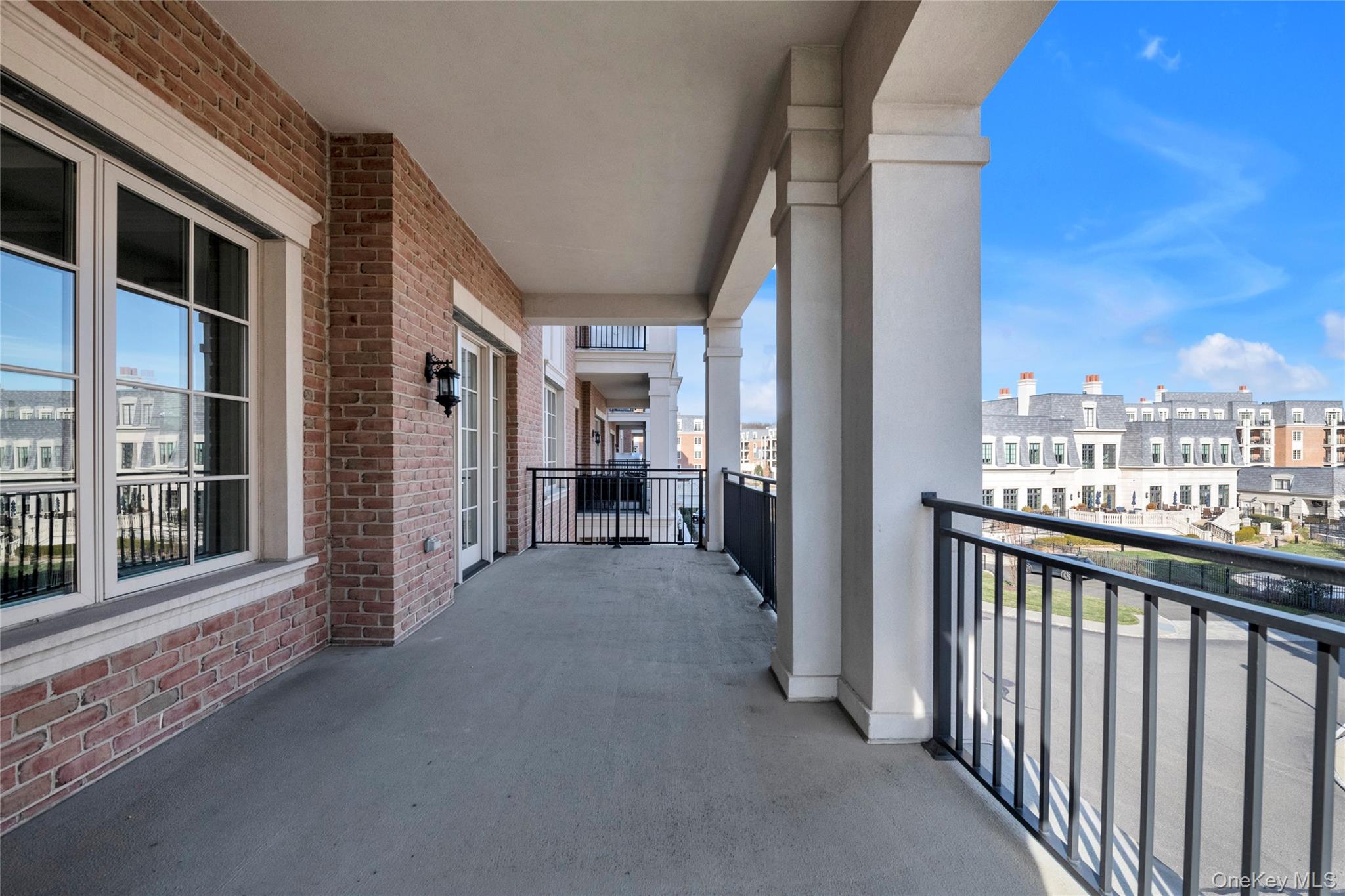 5000 Royal Court Unit: 5114