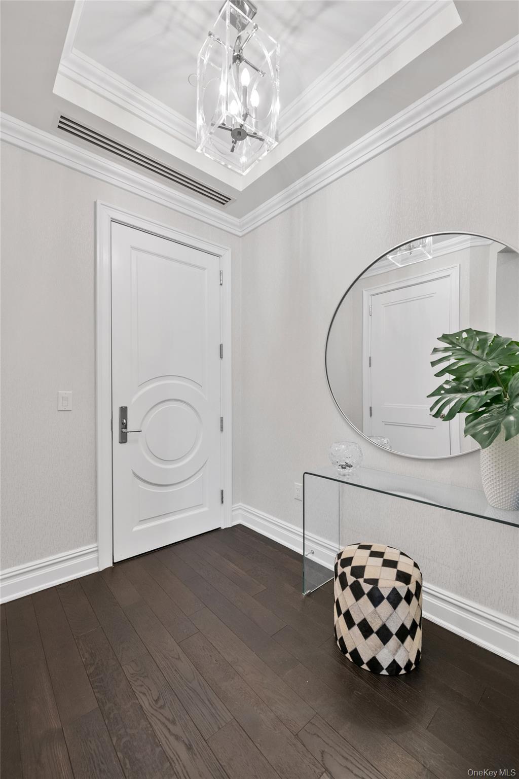 5000 Royal Court Unit: 5114