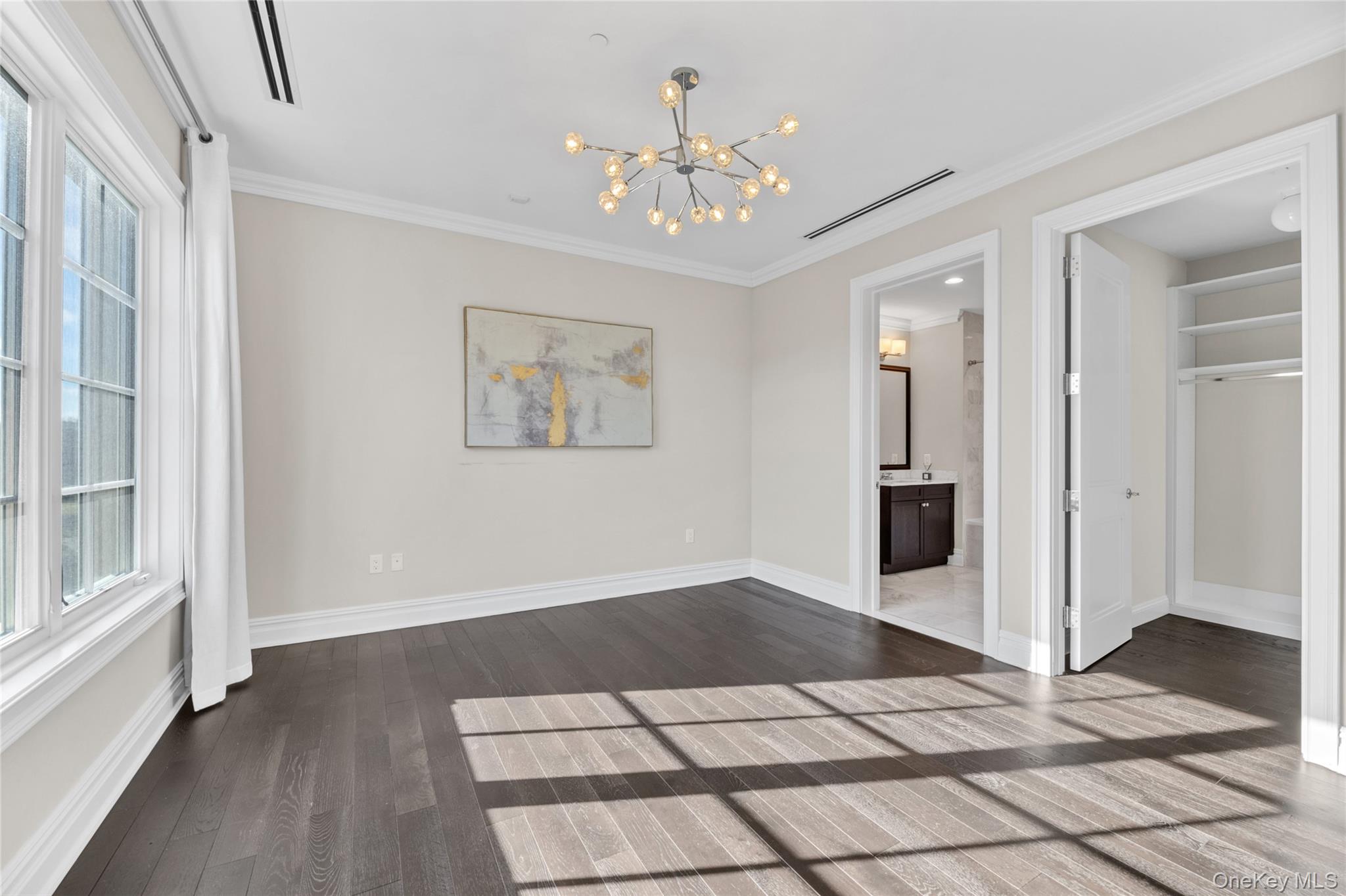 5000 Royal Court Unit: 5114