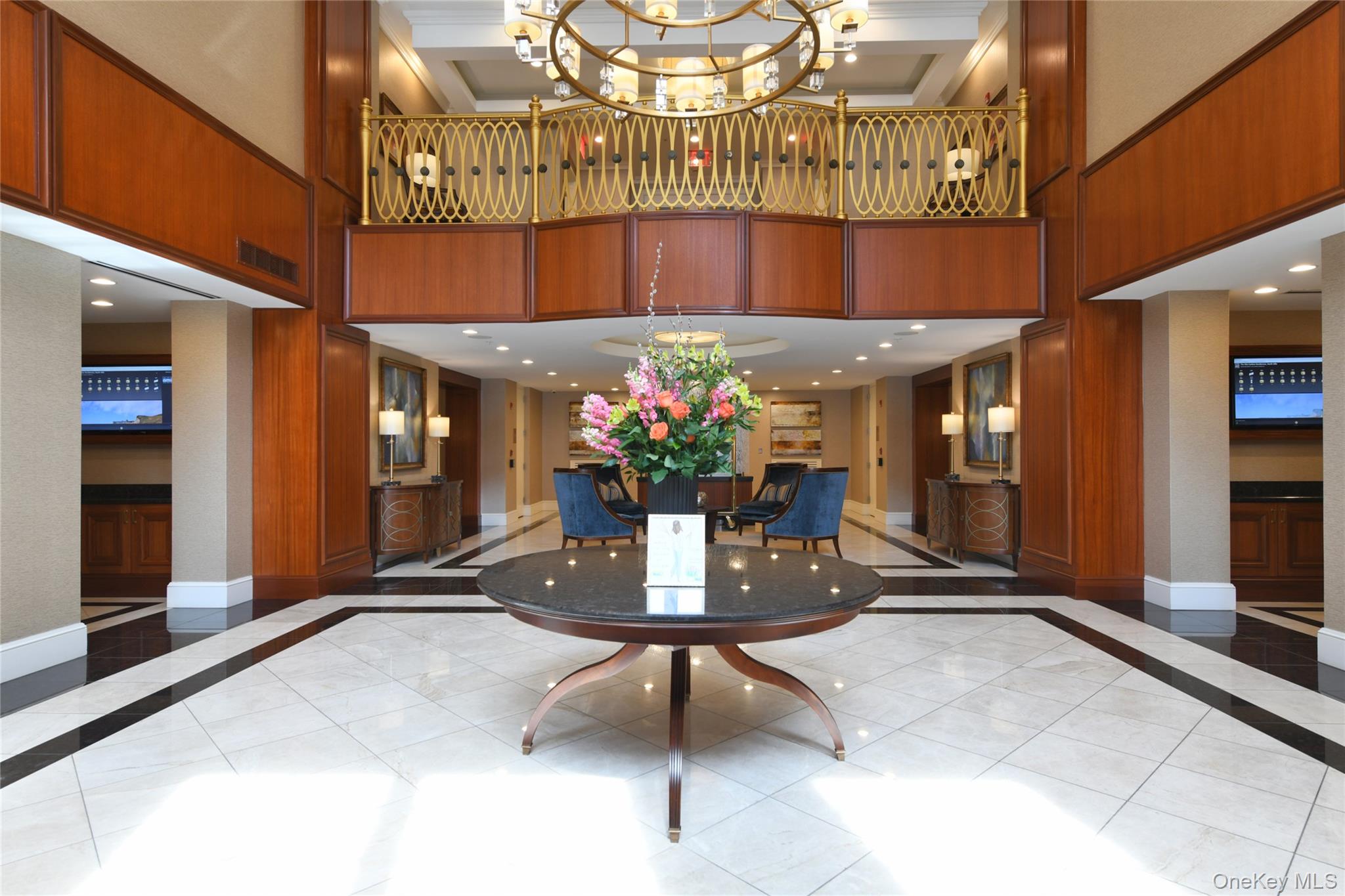 5000 Royal Court Unit: 5114