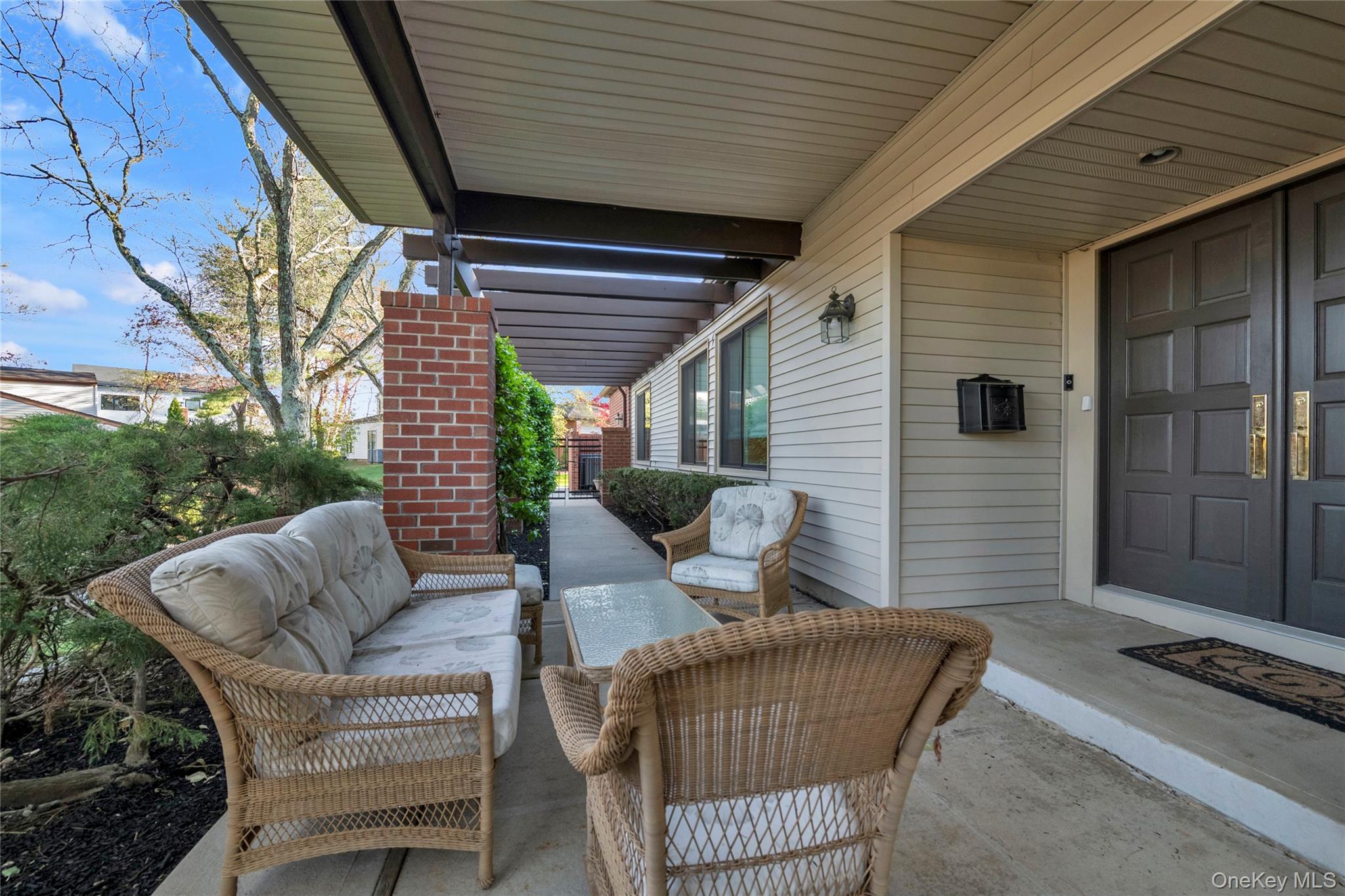 115 Eagles Crescent Unit: 115