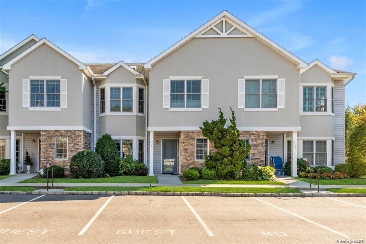 79 Pond View Drive Unit: 131