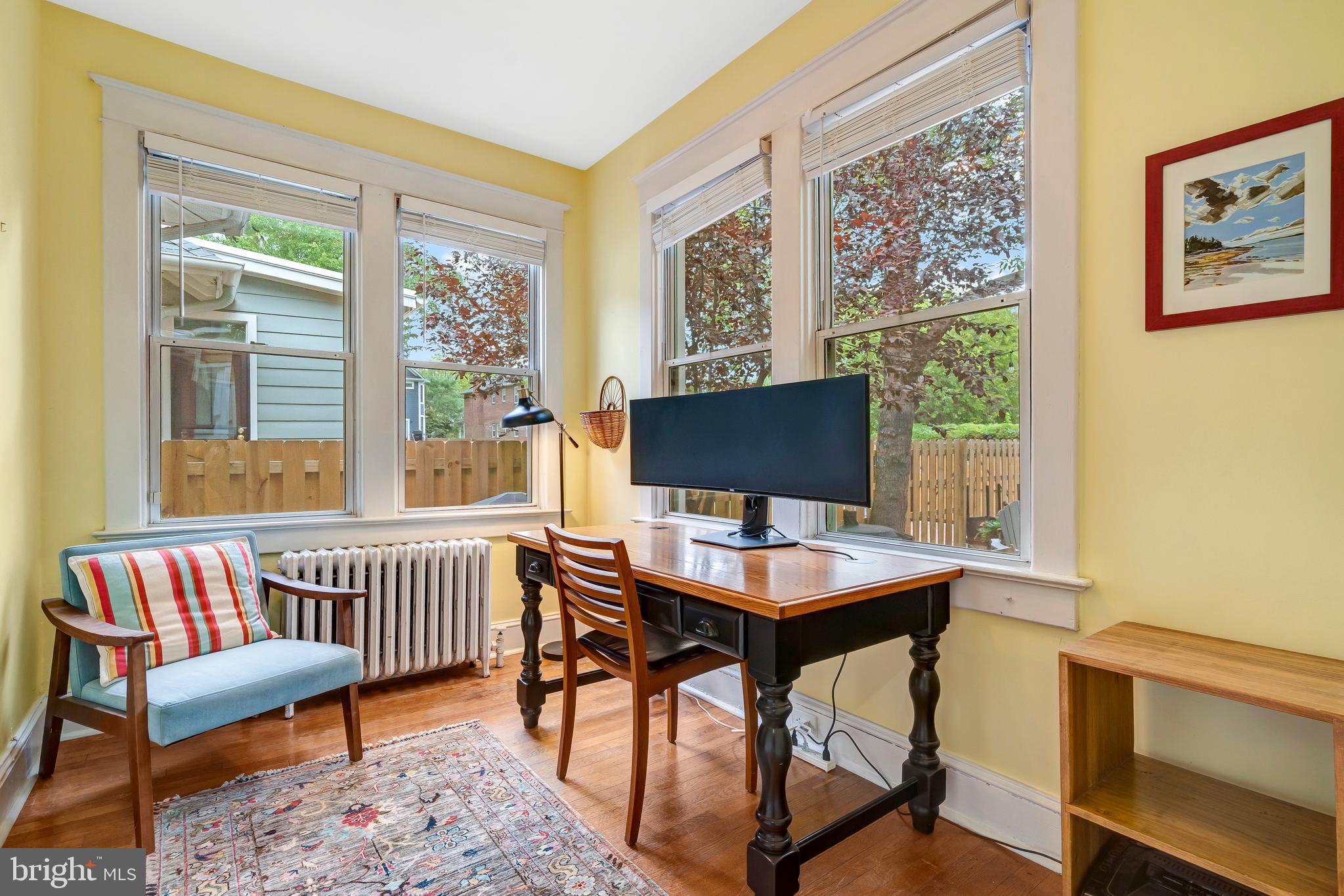 3003 10TH STREET NE