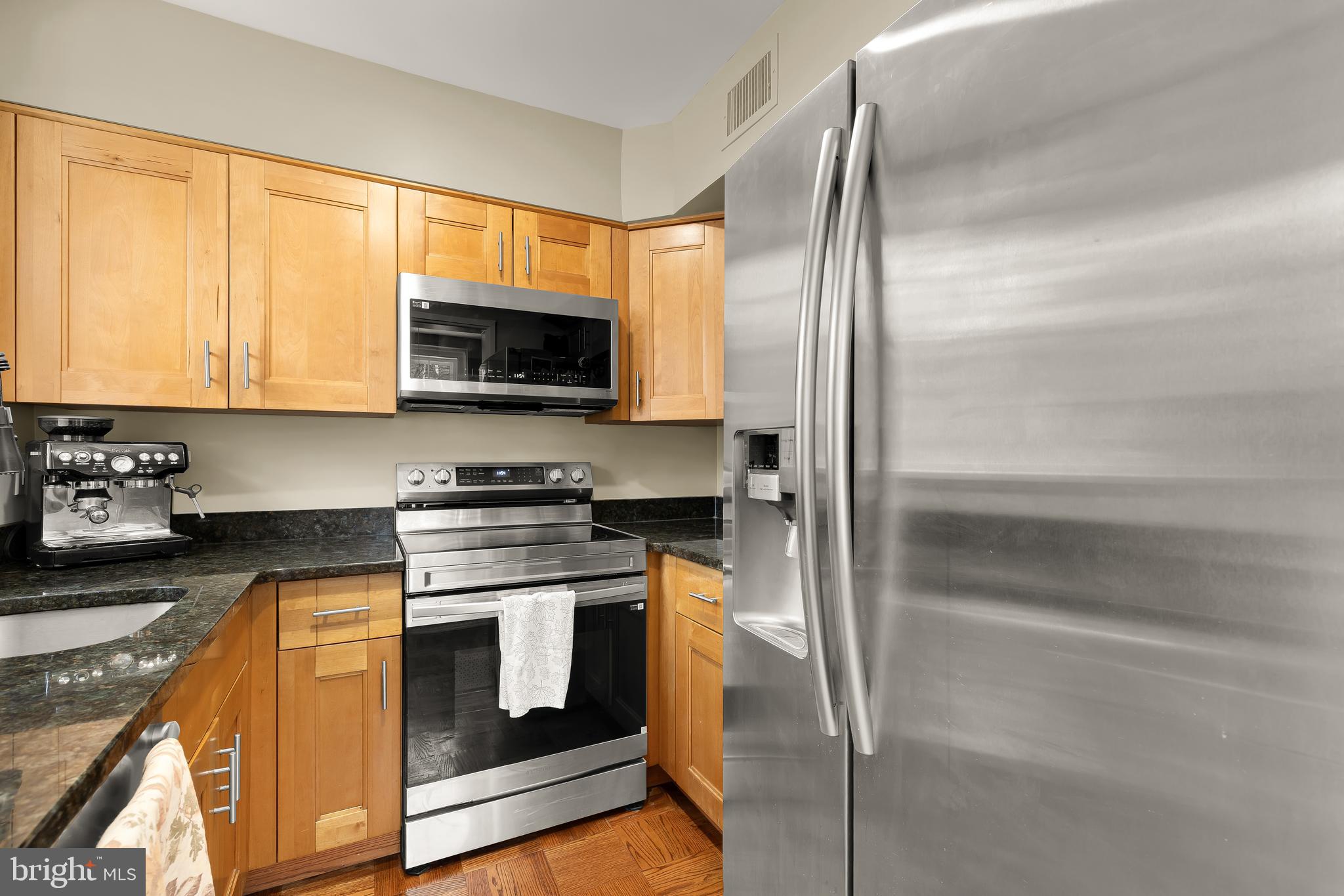 3821 NEWARK STREET NW B440