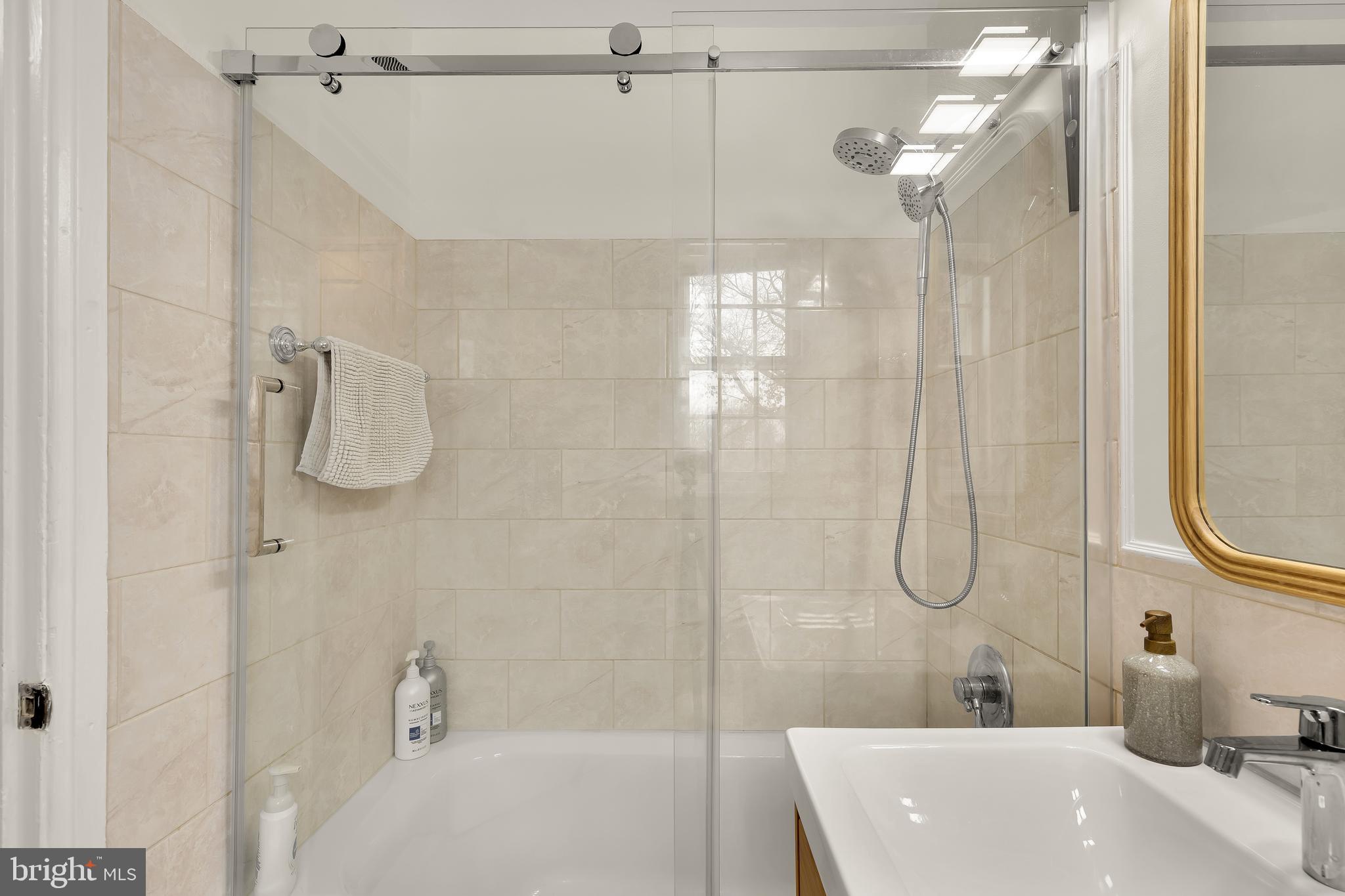 3821 NEWARK STREET NW B440