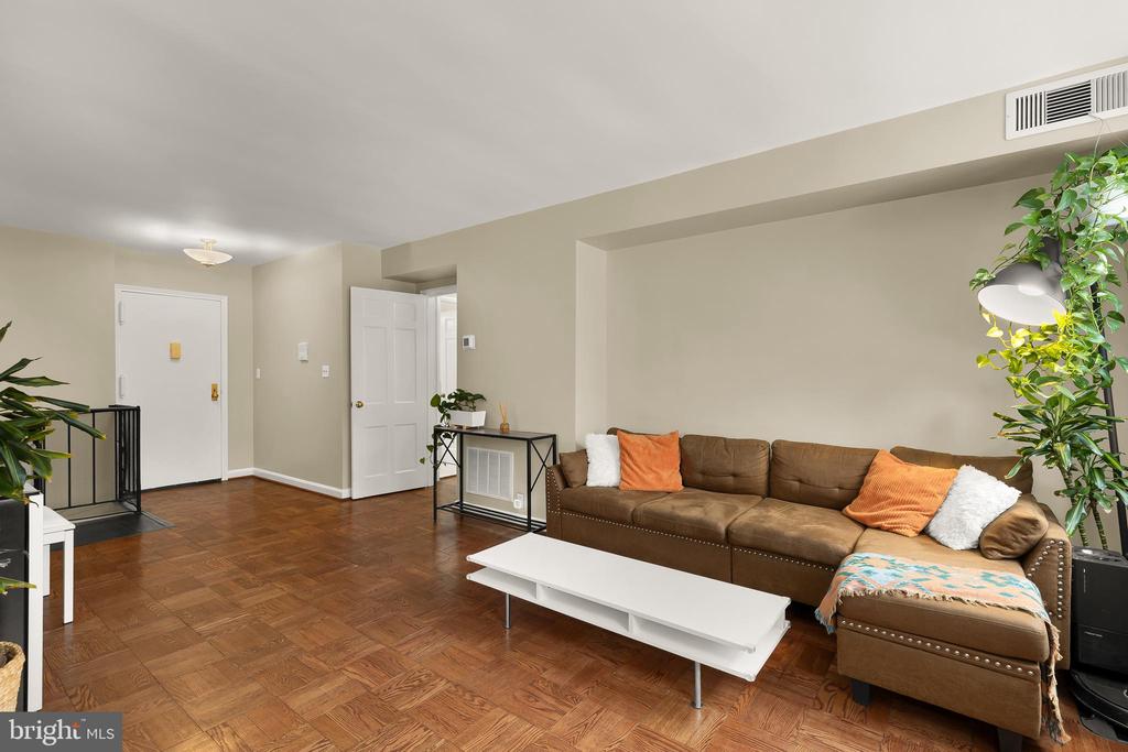 3821 NEWARK STREET NW B440