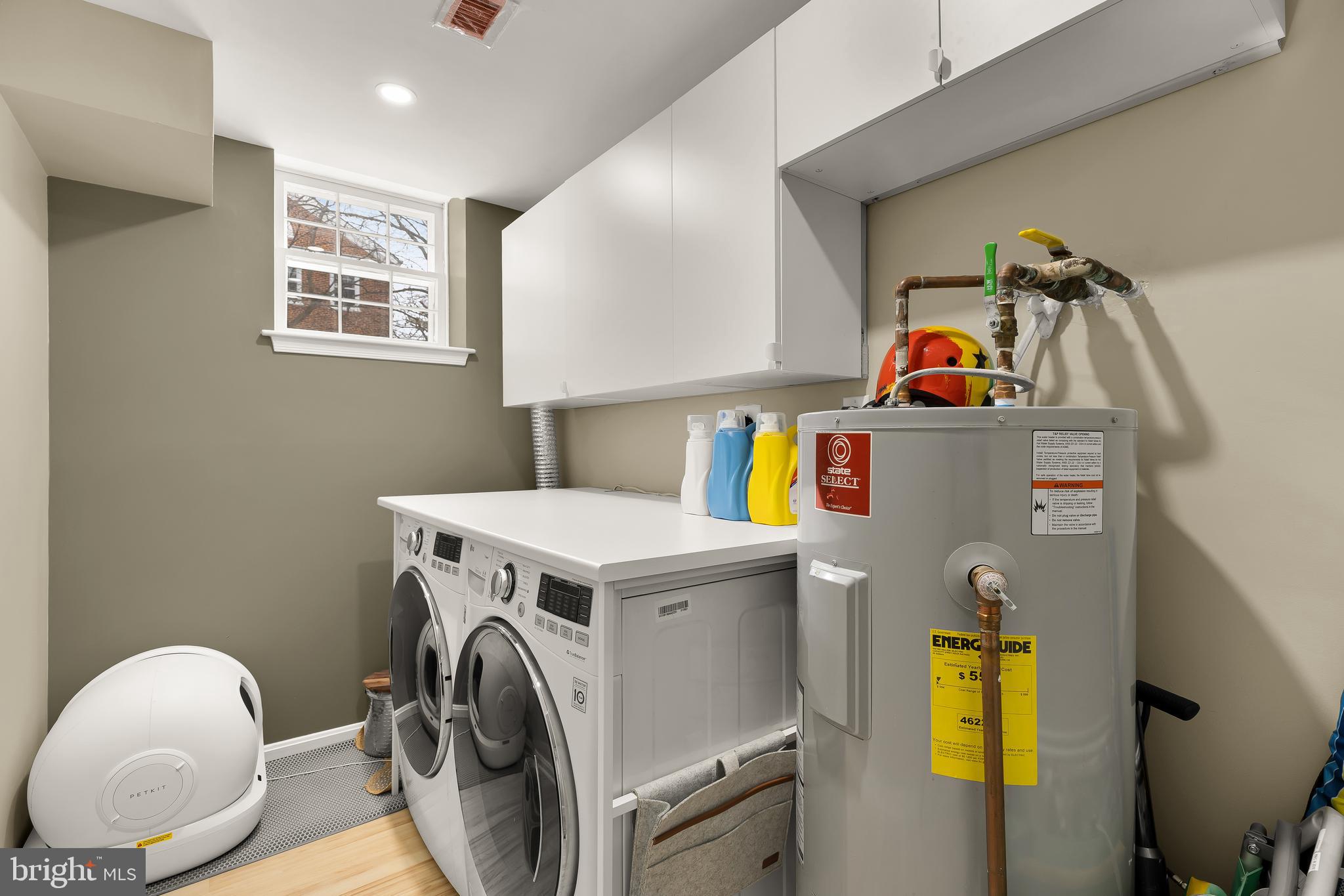 3821 NEWARK STREET NW B440