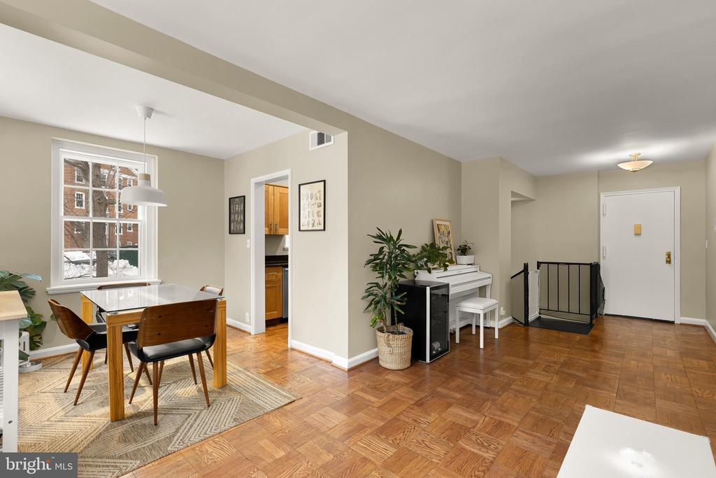 3821 NEWARK STREET NW B440